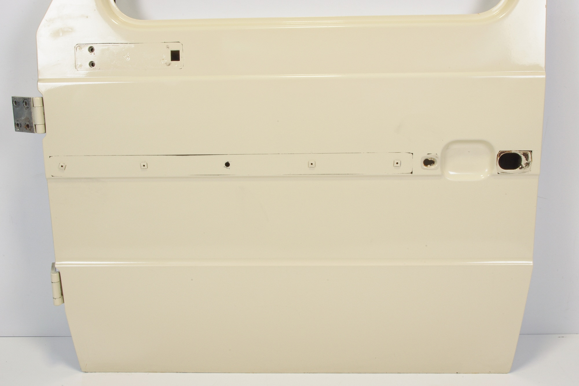 Mercedes 4607202905 Door Shell - Front Left Cream | W460 W461 W463 G
