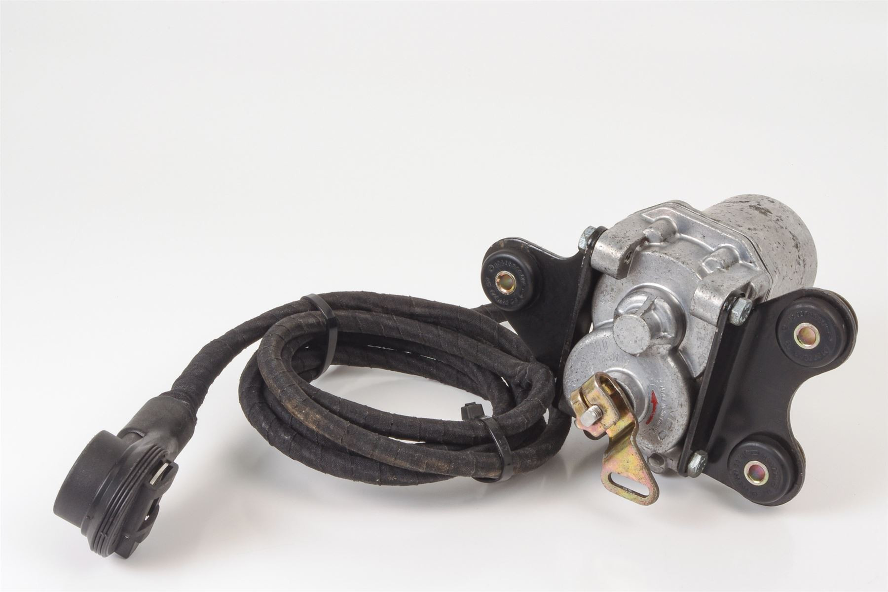 Mercedes 0005453165 ASR Actuator (a) | R129 SL