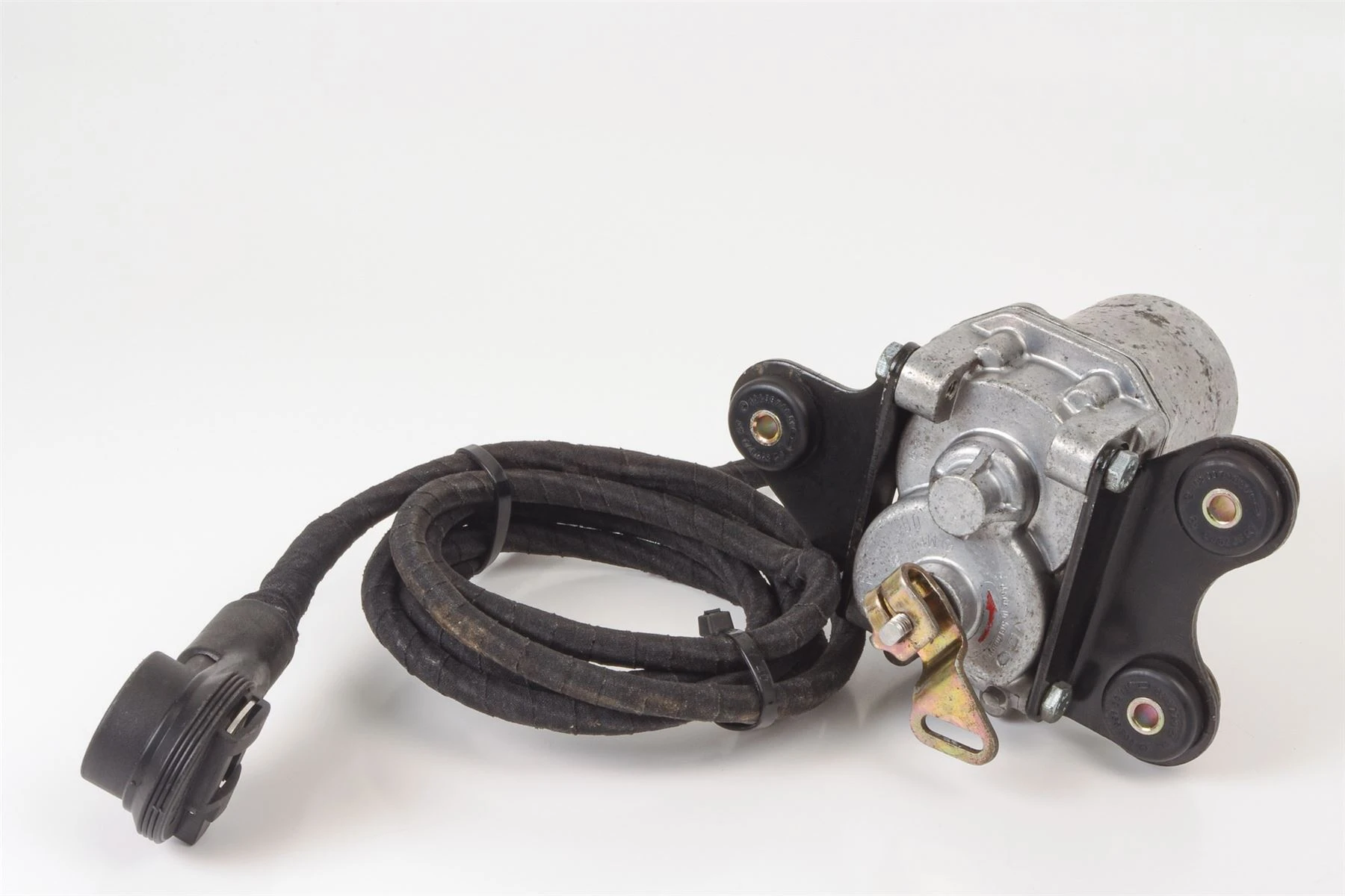 Mercedes 0005453165 ASR Actuator (a) | R129 SL