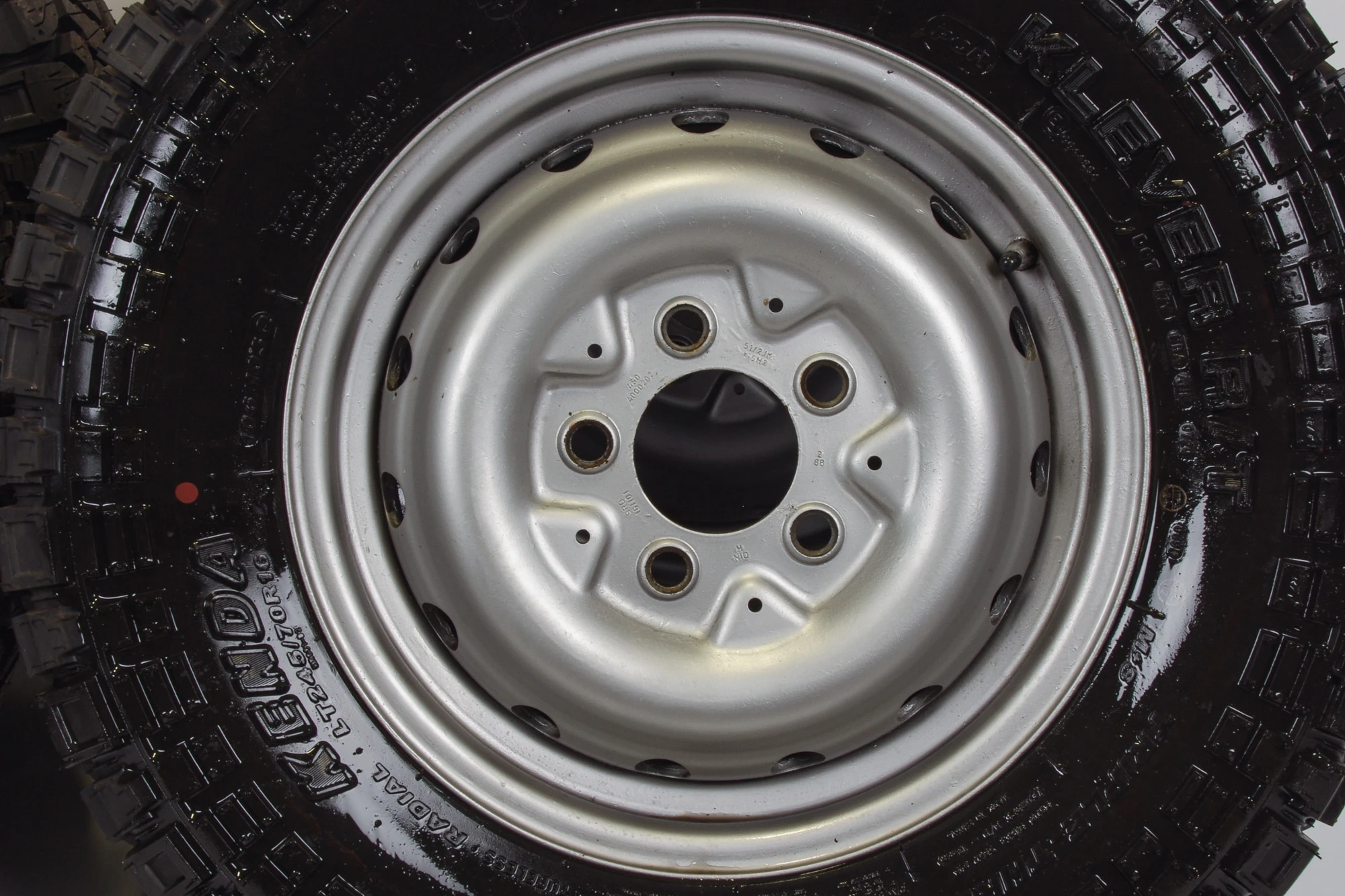 Mercedes 4604000202 Steel Wheel x4 | W460 W461 G