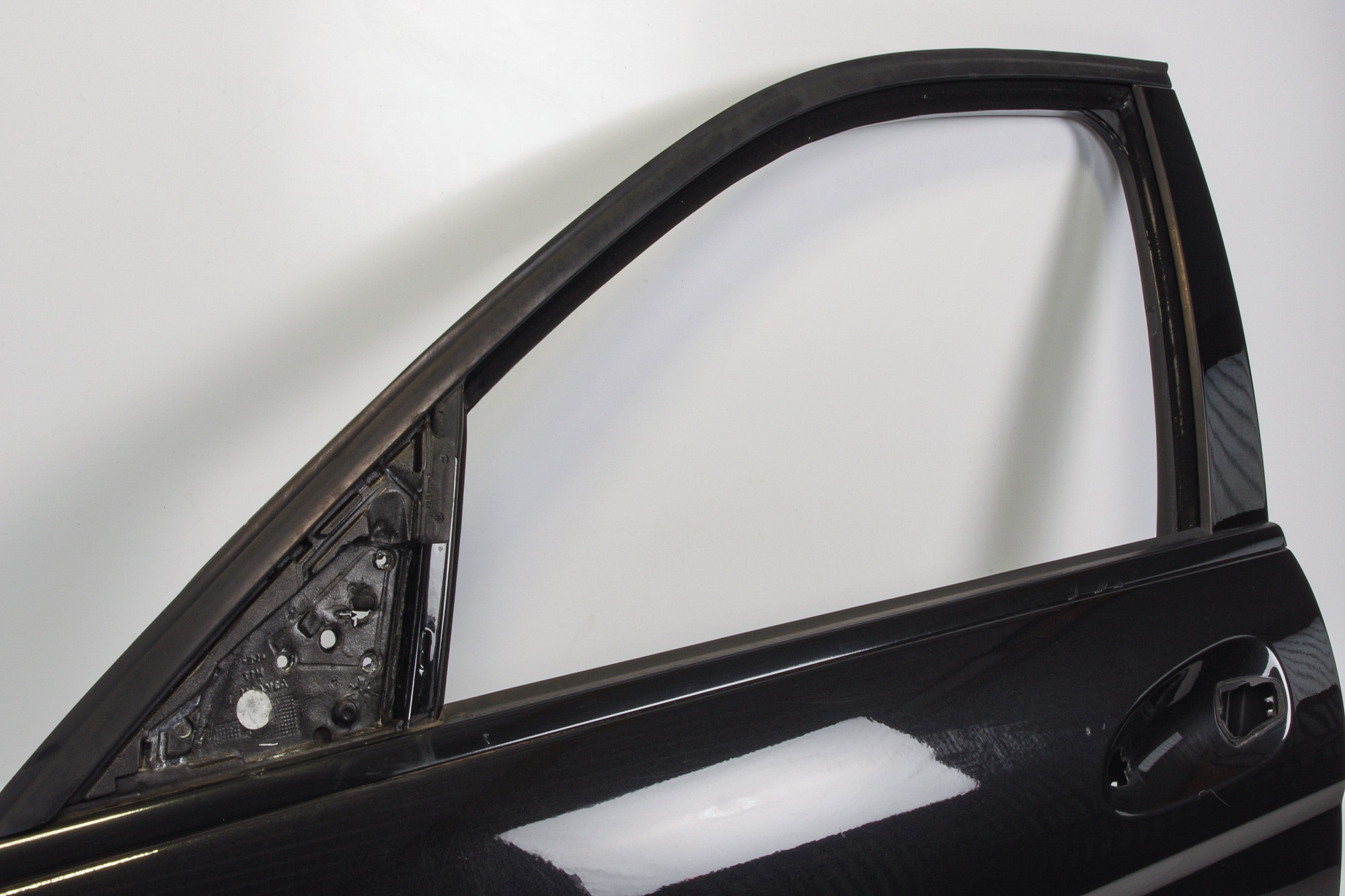 Mercedes 2047220110 Door Shell - Front Left Black | W204 C