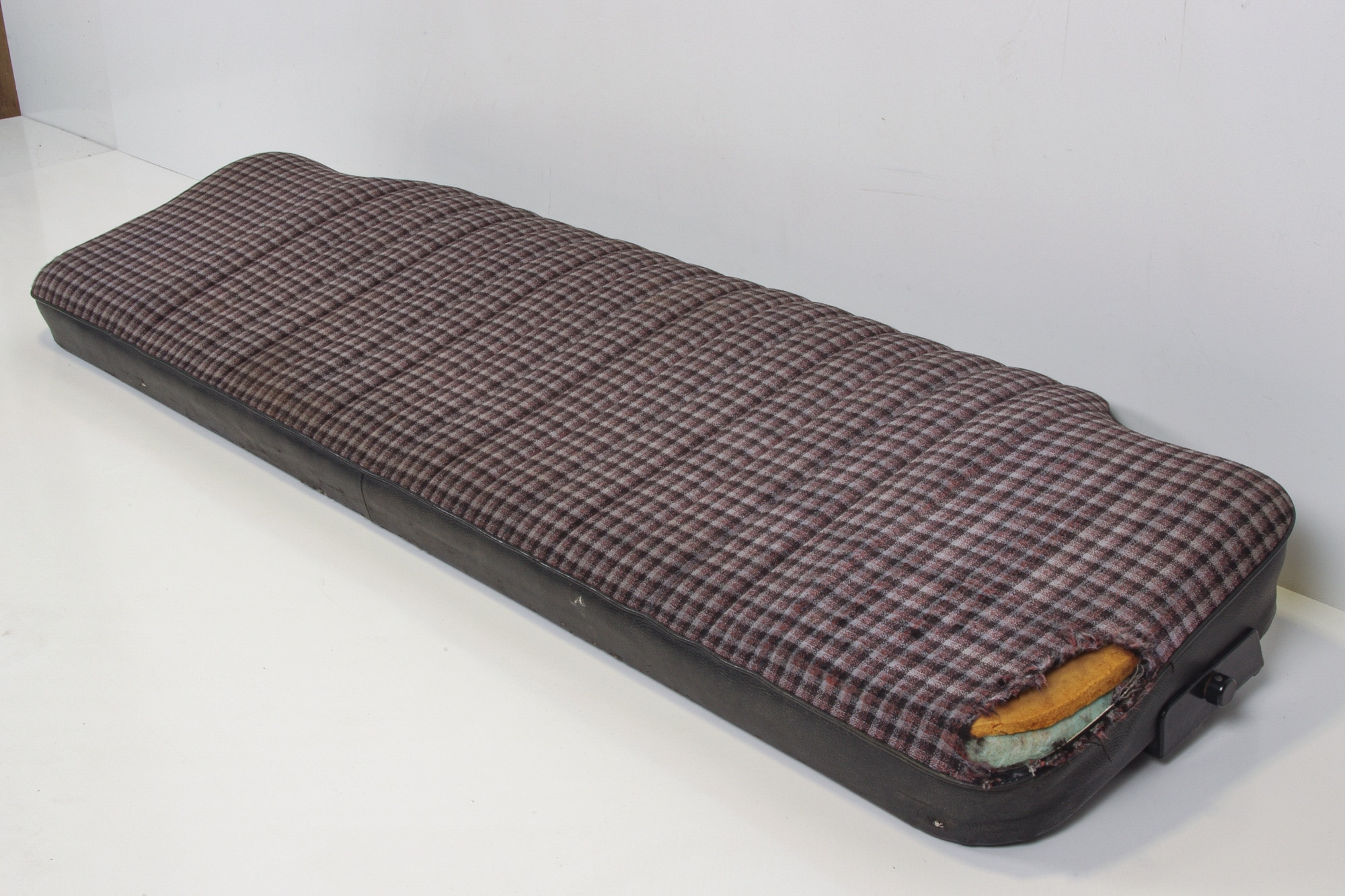 Mercedes 4609201730 Seat Bench Backrest - Rear Black | W460 W461 G