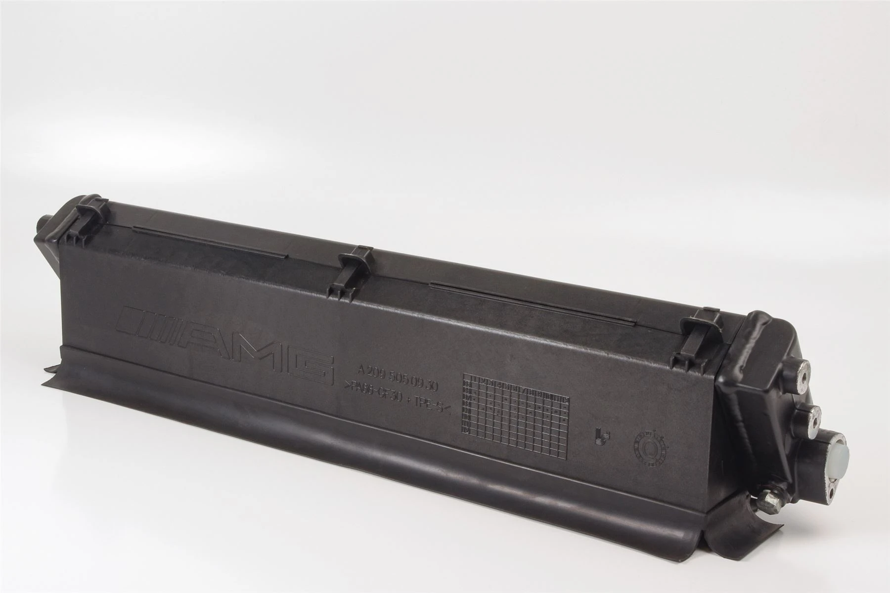 Mercedes 2095000100 AMG Oil Cooler (a) | W204 C C209 A209 CLK W211 W212 E...