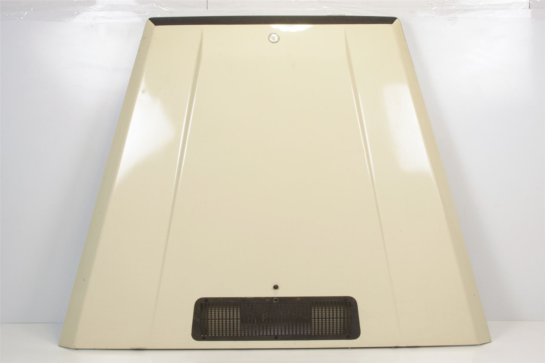 Mercedes 4608800757 Bonnet - Cream | W460 W461 G