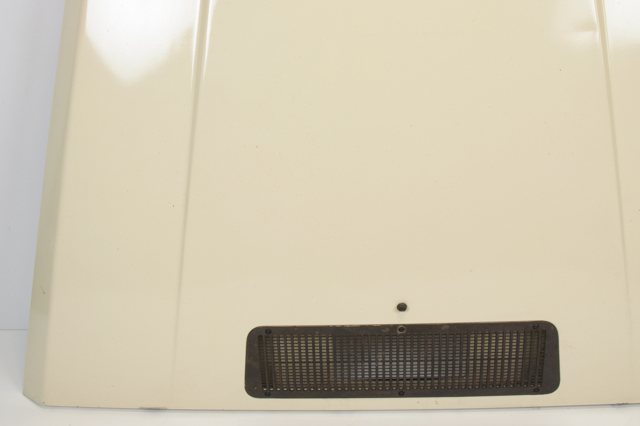 Mercedes 4608800757 Bonnet - Cream | W460 W461 G