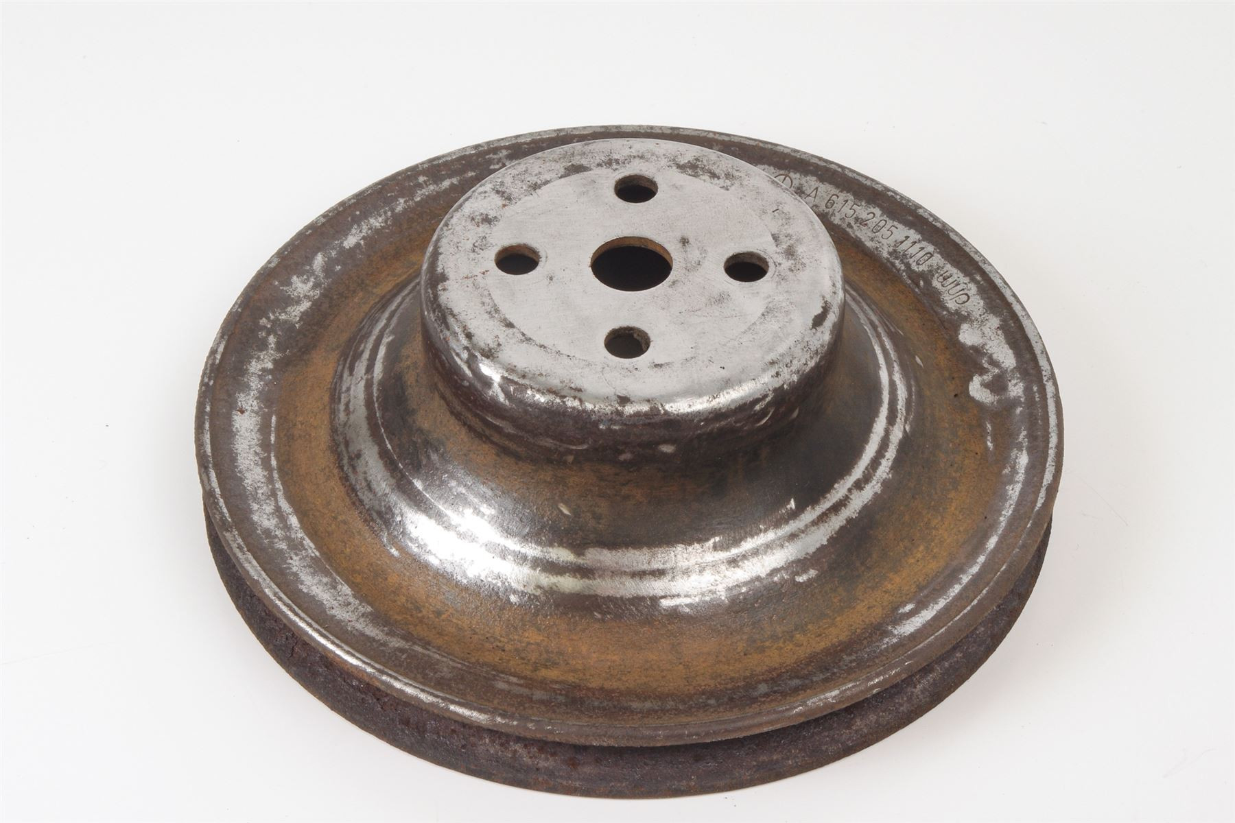 Mercedes 6152051110 Water Pump Pulley | W123 V123 C123 S123 E W460 W461 G