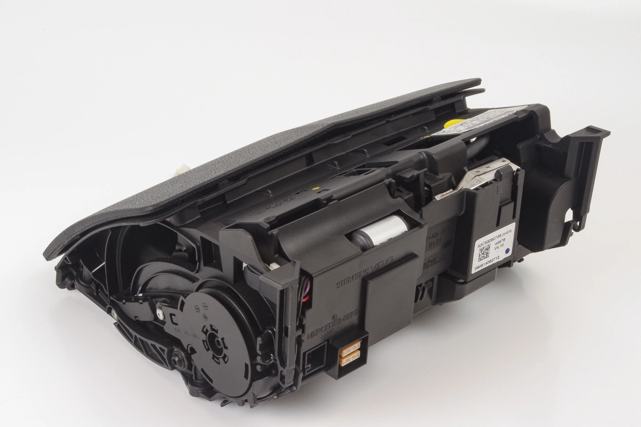 Mercedes 2048204697 Head Unit Display - Black | W204 C