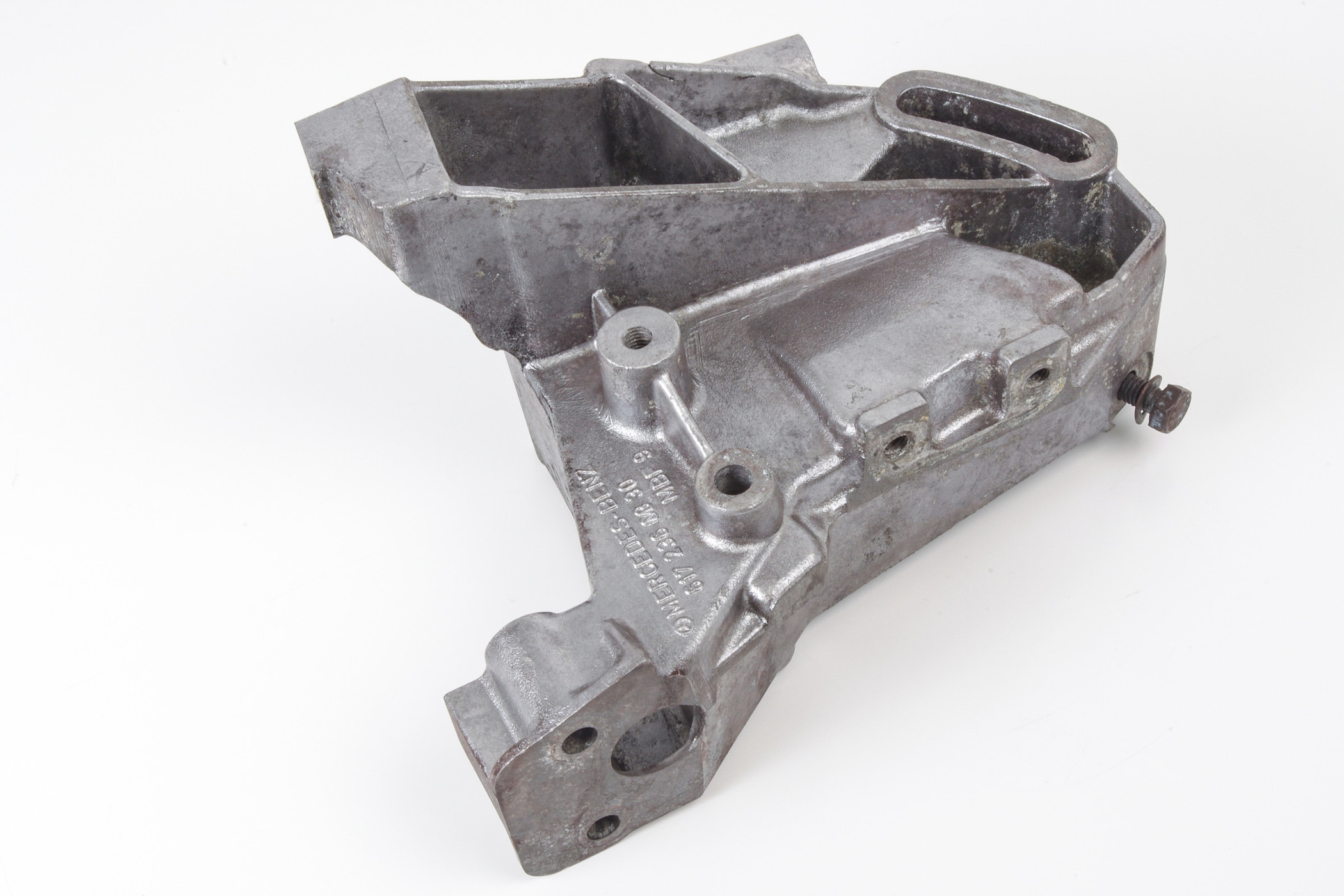Mercedes 6172360330 Power Steering Pump Bracket | W115 W123 E W116 W126 S...