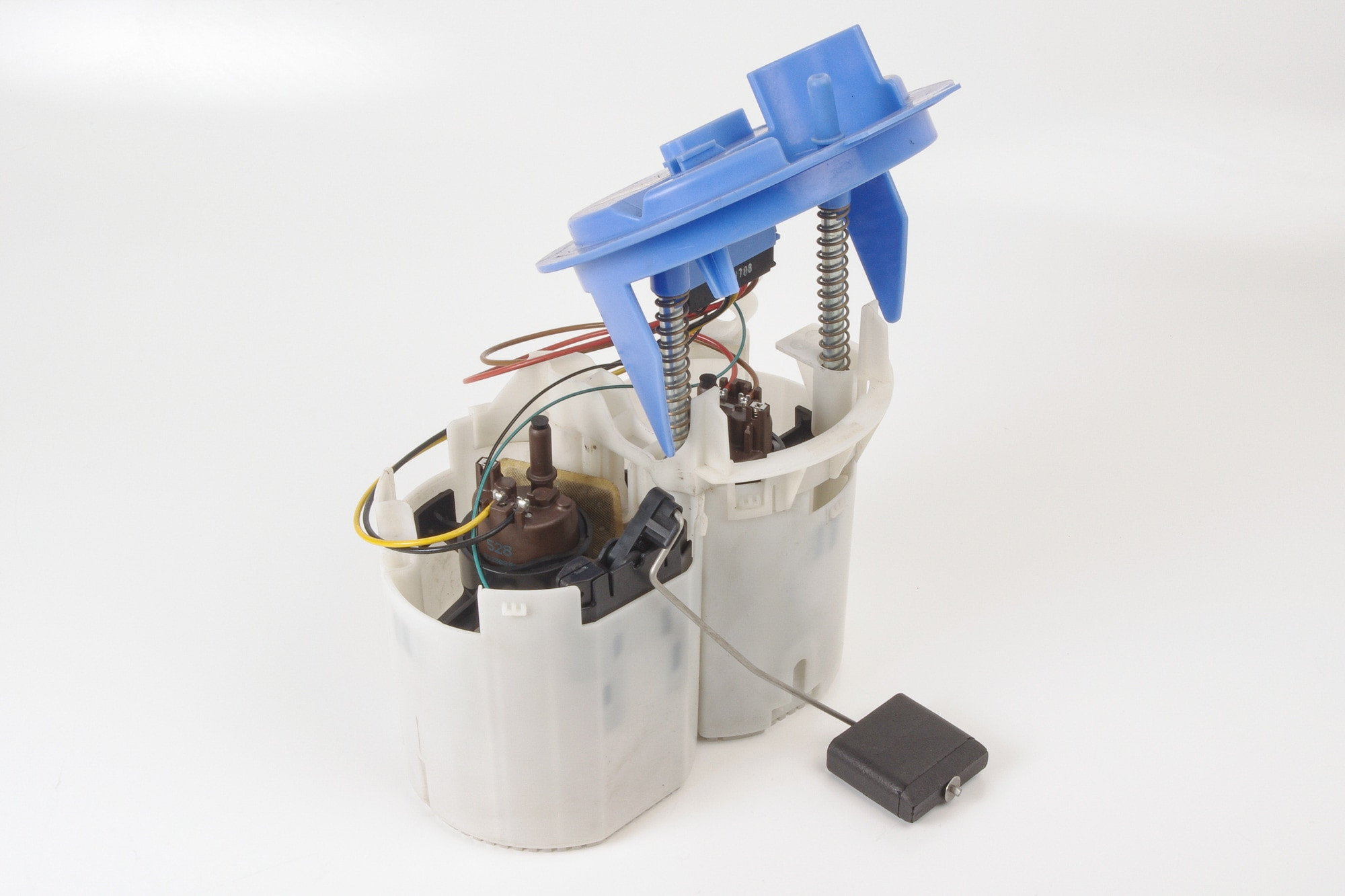 Mercedes 2044701094 AMG Fuel Pump - Right | W204 C