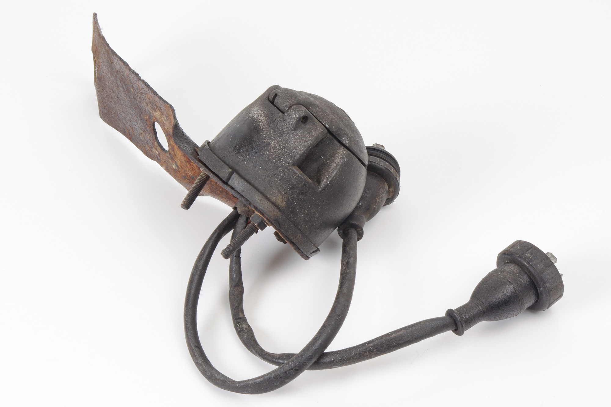 Mercedes 0025450826 Trailer Plug Socket (b) | C107 R107 SL W108 W109 W111...