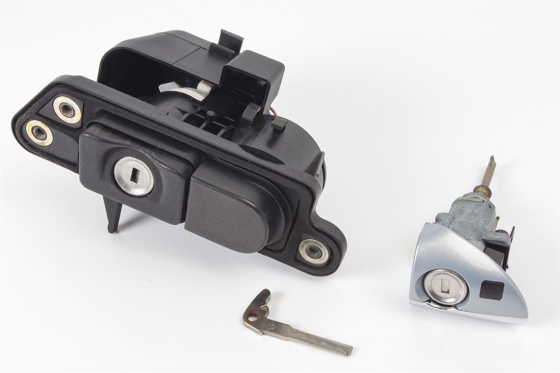 Mercedes 2207500391 Lock Set | C215 CL W220 S