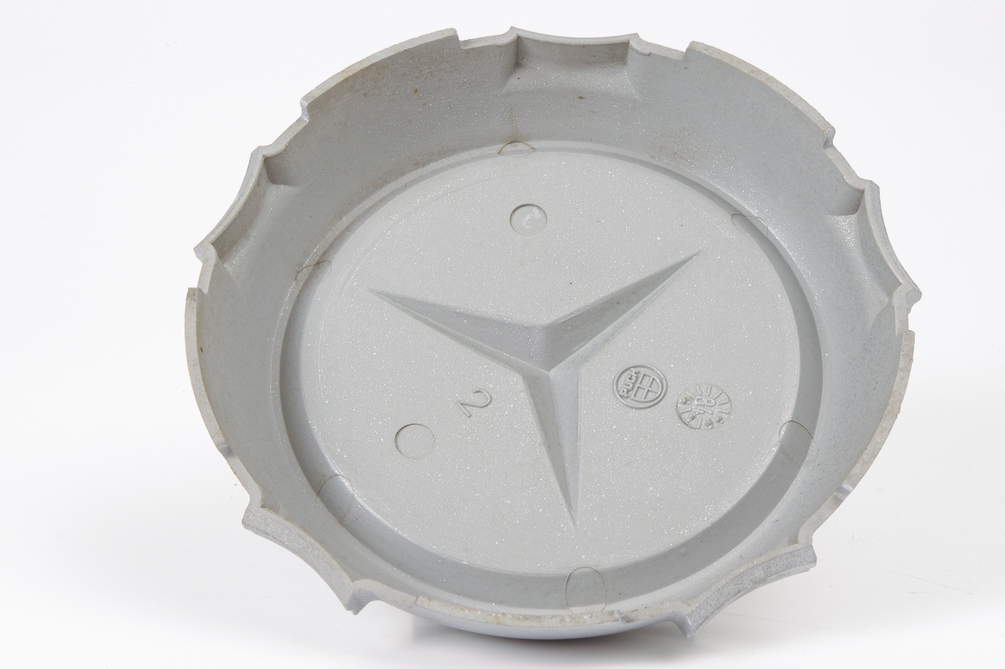 Mercedes 4604010025 Hub Cap (b) | W460 W461 W463 G