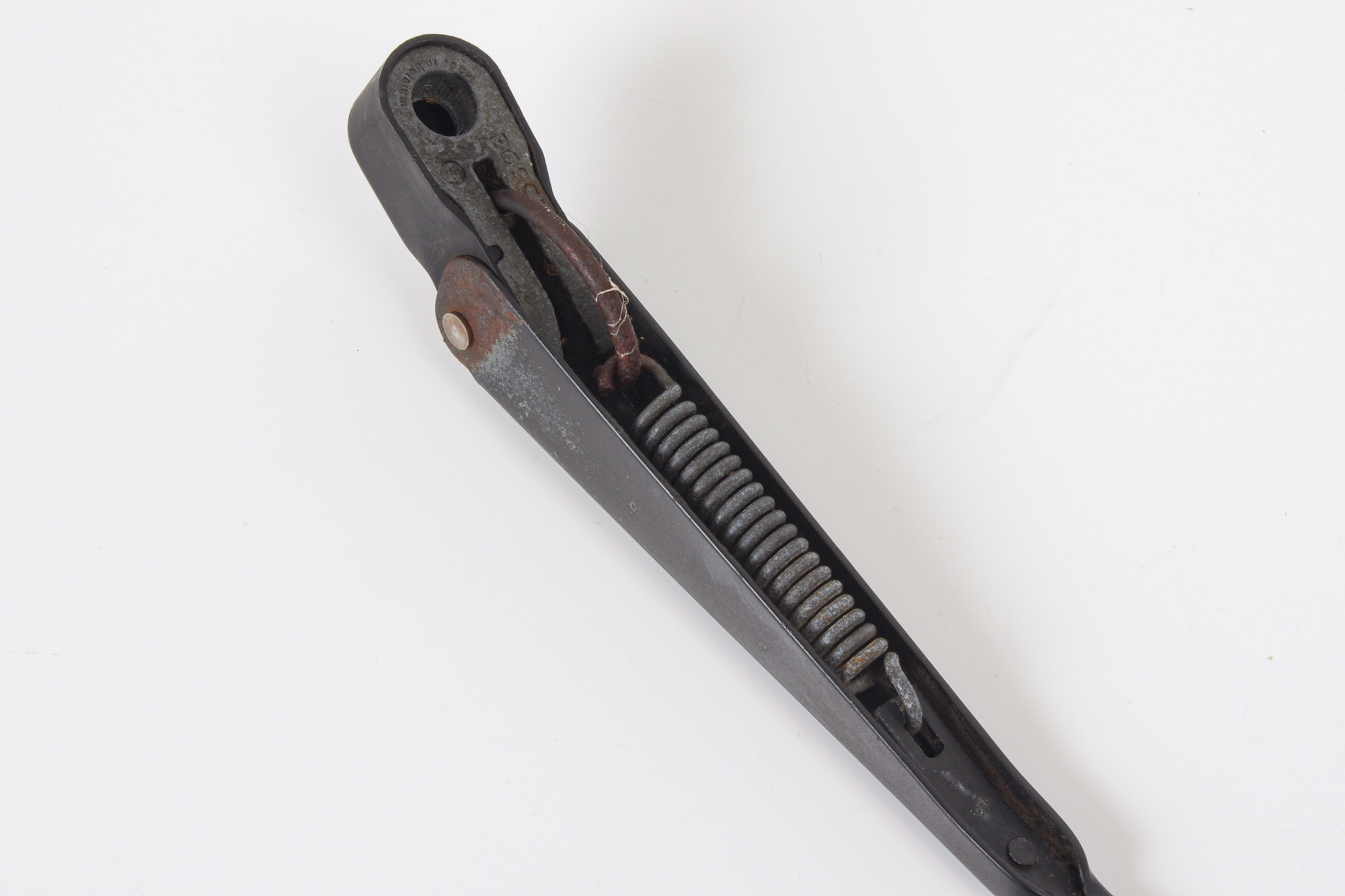 Mercedes 0008206044 Wiper Arm - Front (b) | W460 G