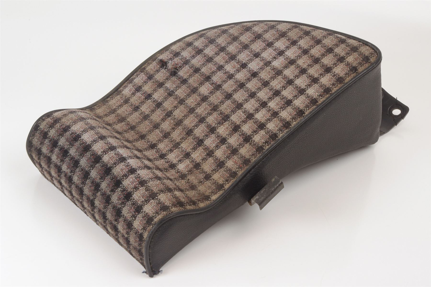 Mercedes 4619200521 Seat Cushion Cloth - Rear Right Black | W460 G