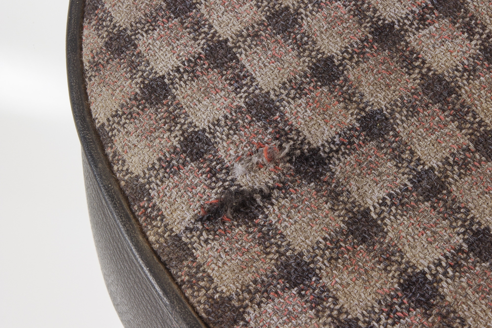 Mercedes 4619200521 Seat Cushion Cloth - Rear Right Black | W460 G