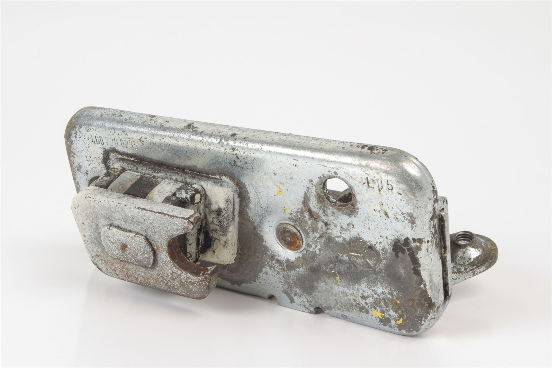 Mercedes 4607200235 Door Lock - Right | W460 W461 G