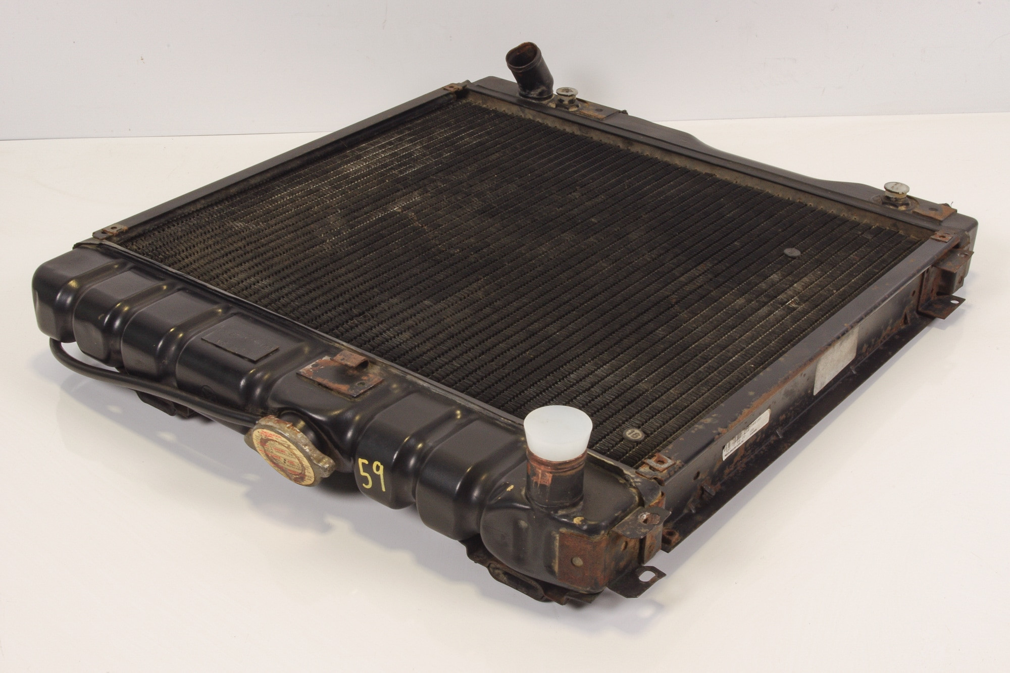 Mercedes 0015010701 Radiator | W460 W461 G