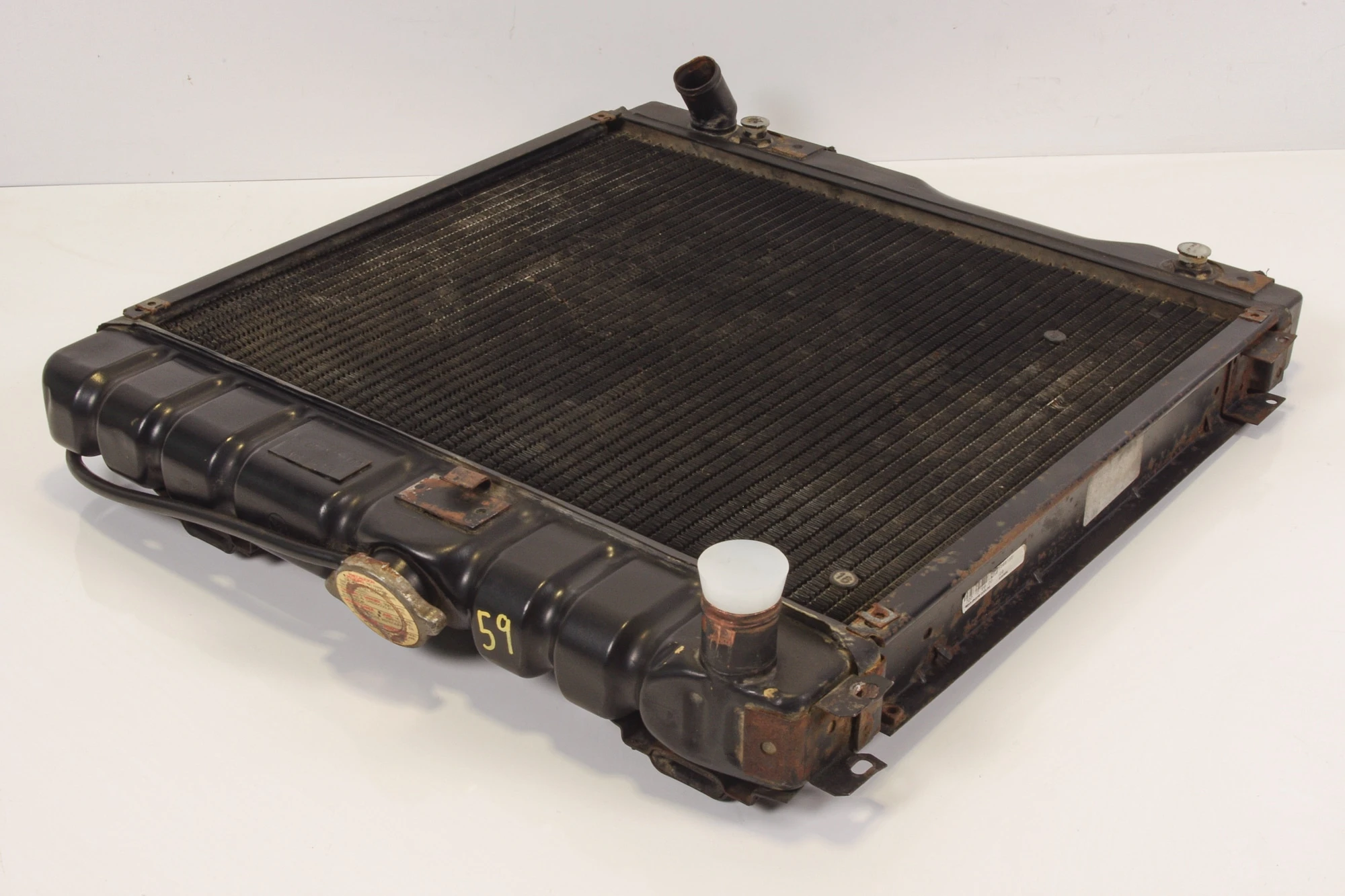 Mercedes 0015010701 Radiator | W460 W461 G