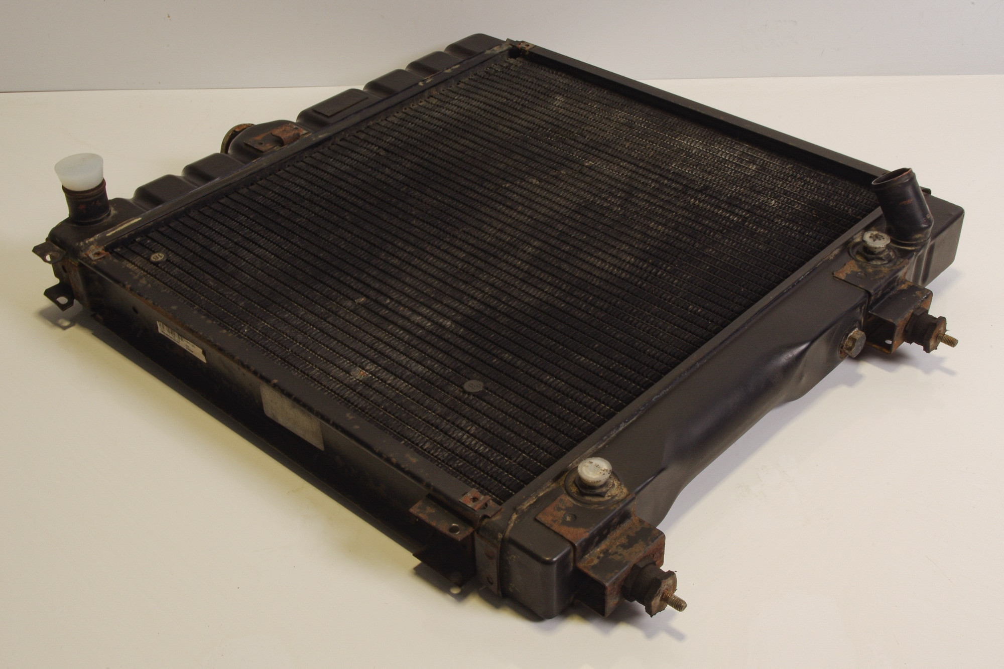 Mercedes 0015010701 Radiator | W460 W461 G