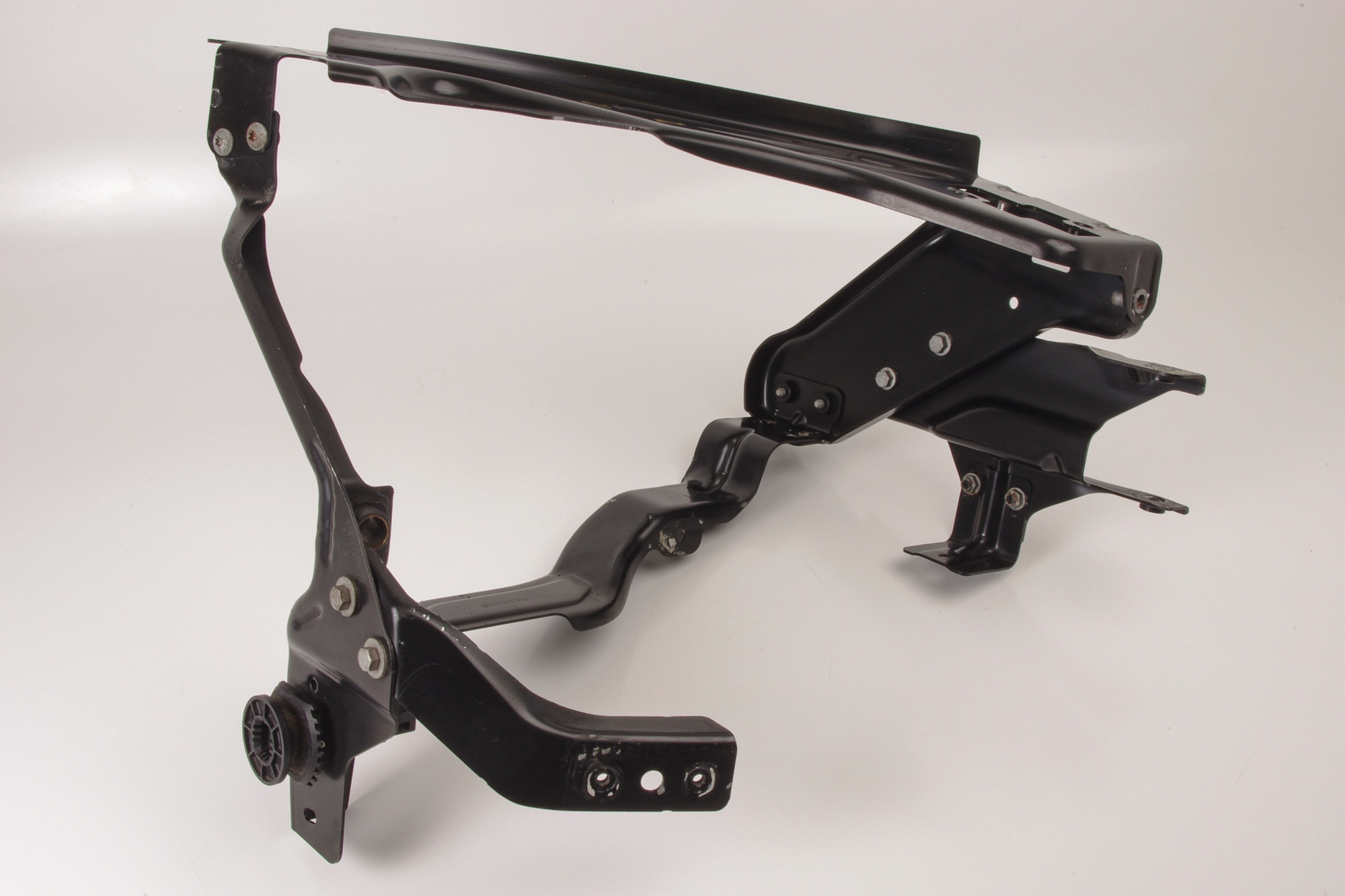 Mercedes 2046200691 Headlight Mounting Bracket - Right | W204 C