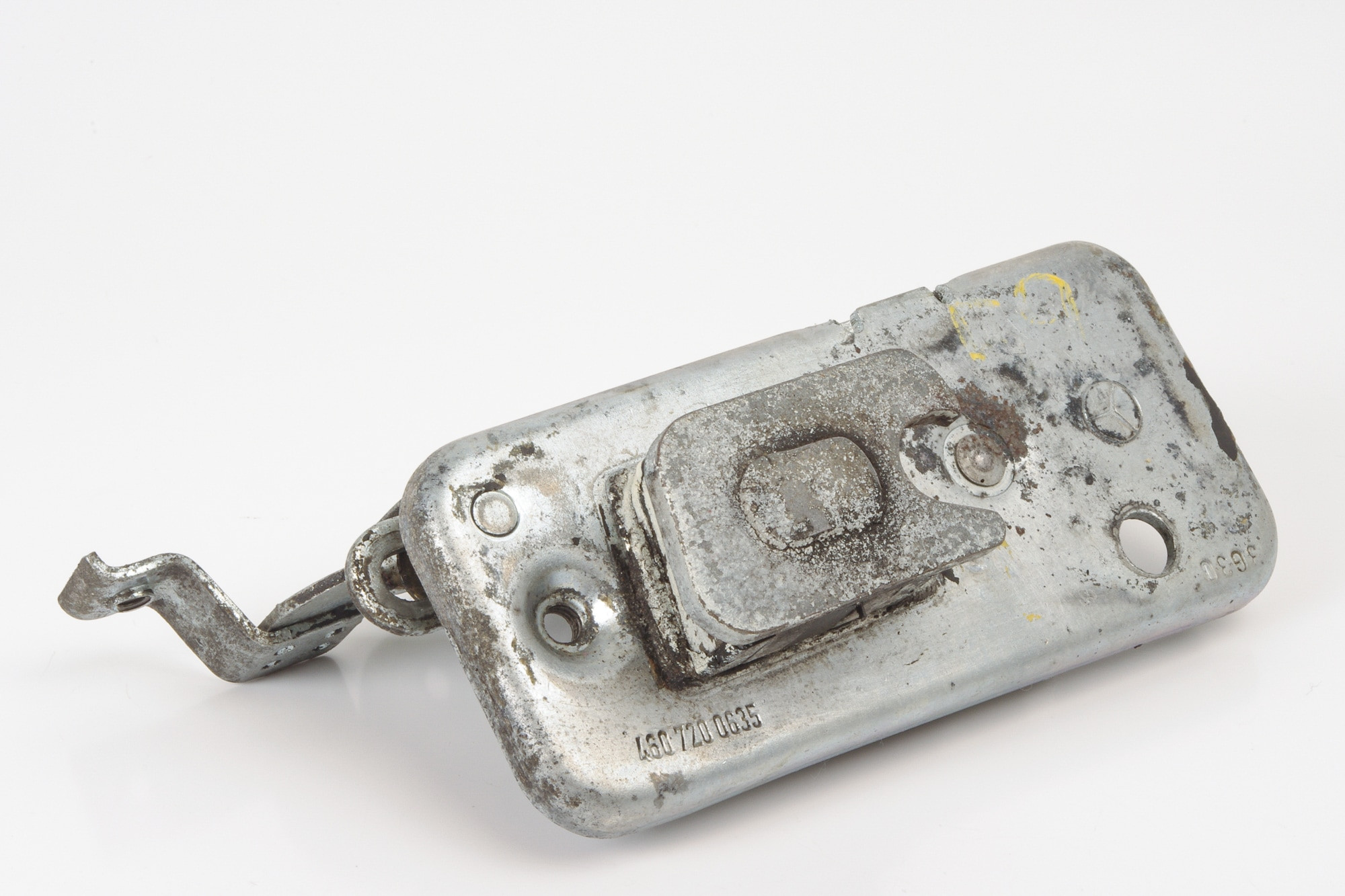 Mercedes 4607200635 Door Lock - Front Left | W460 W461 G