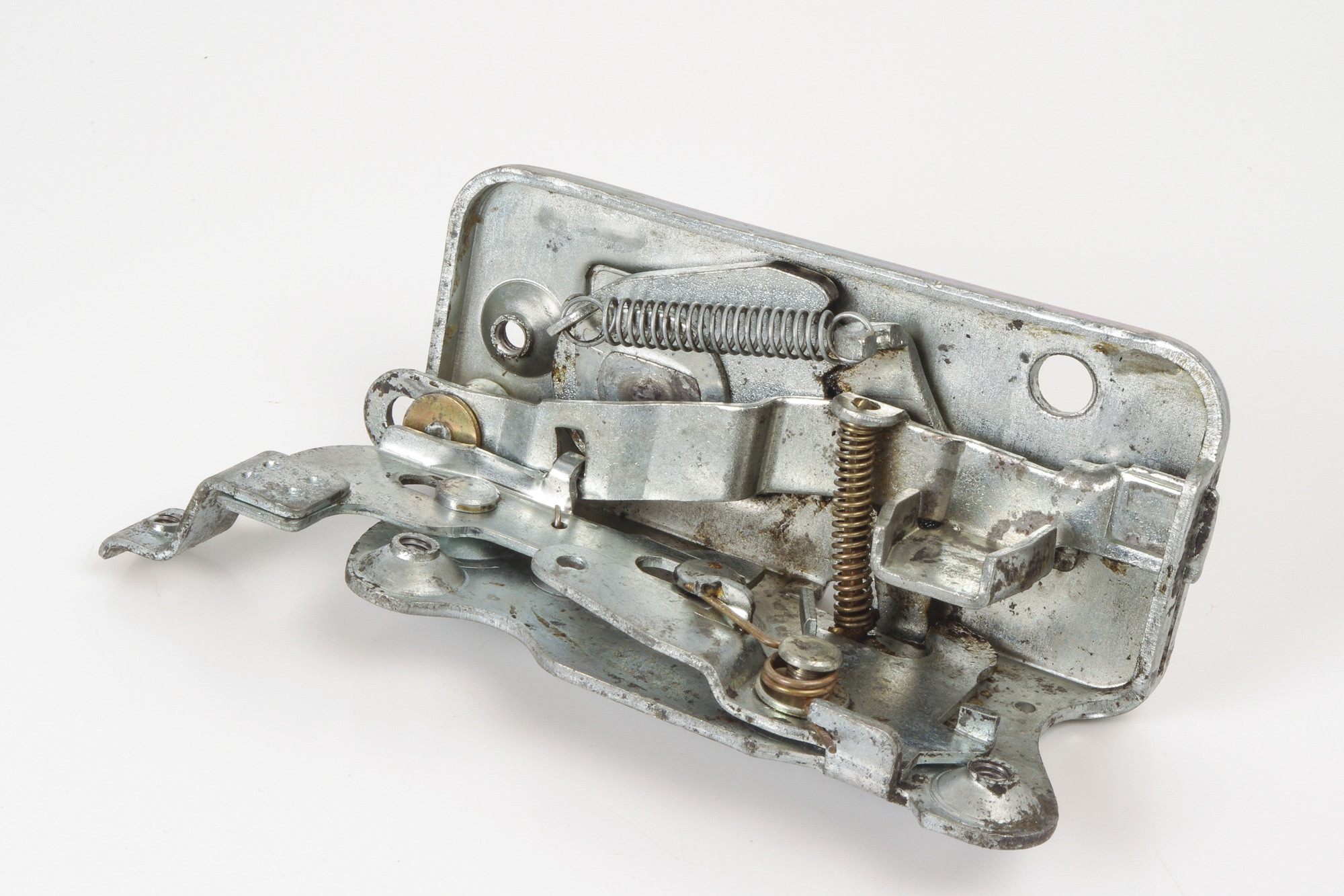 Mercedes 4607200635 Door Lock - Front Left | W460 W461 G