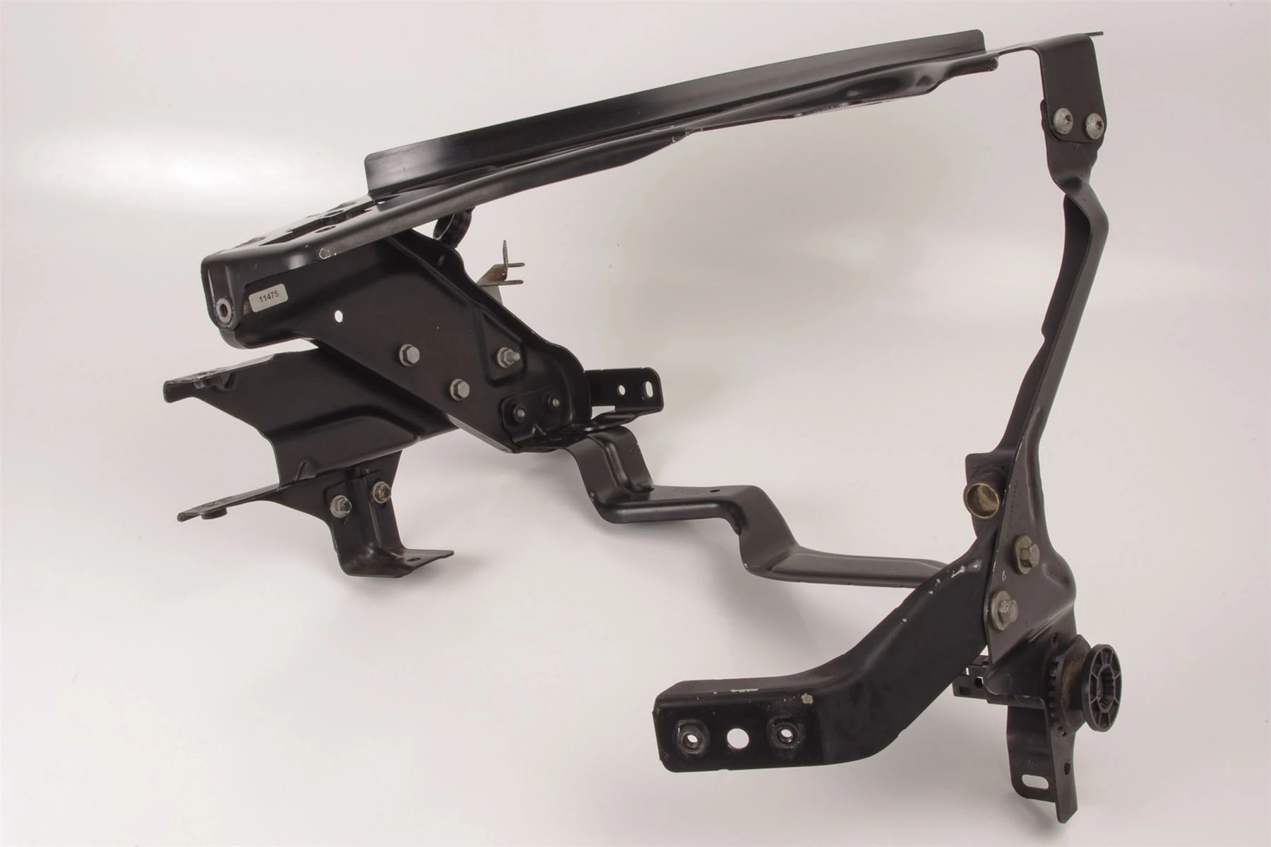 Mercedes 2046200591 Headlight Mounting Bracket - Left | W204 C