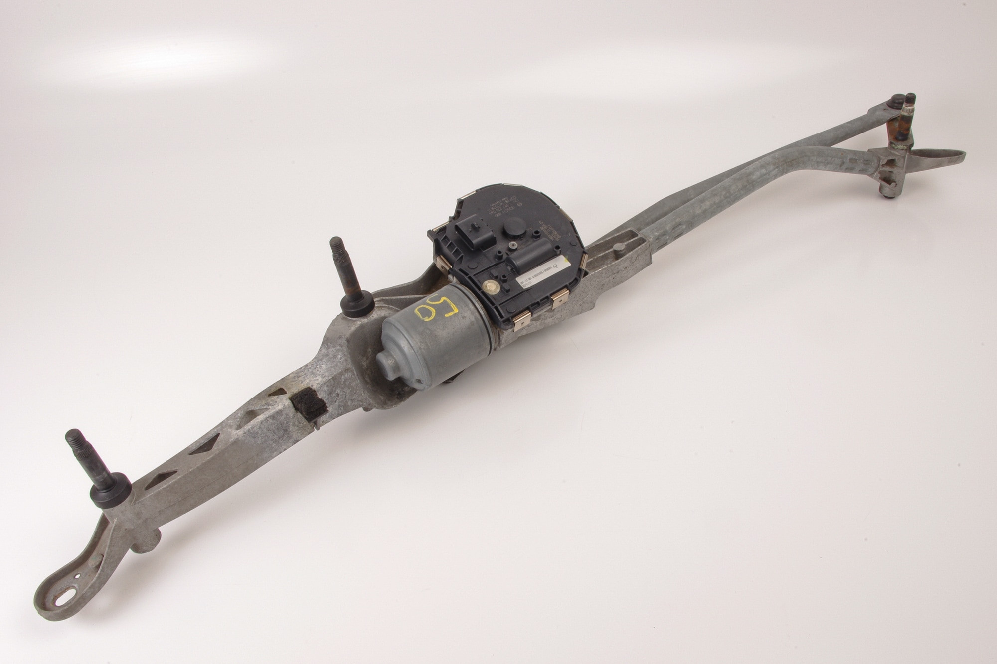 Mercedes 2048201140 Wiper Mechanism & Motor (a) | W204 C C207 A207 E