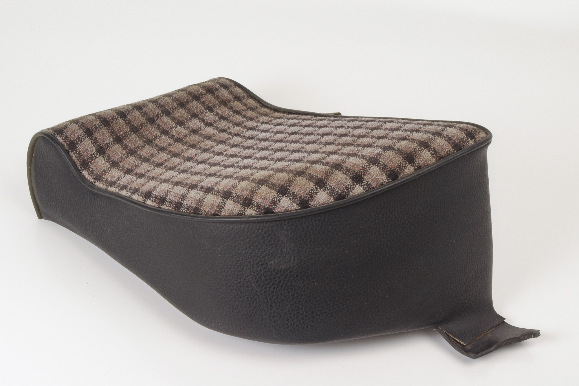 Mercedes 4619200421 Seat Cushion Cloth - Rear Left Black | W460 W461 G