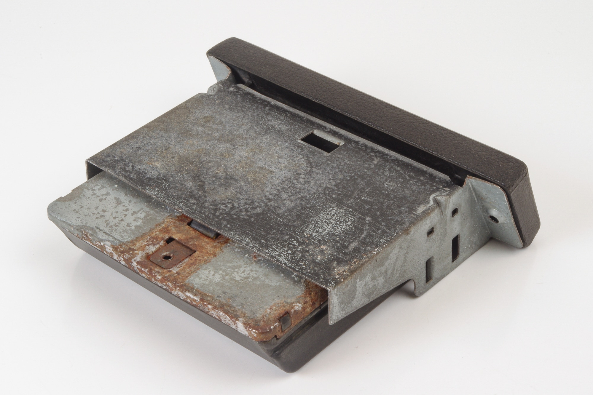 Mercedes 0008105730 Ashtray - Black | W460 W461 G