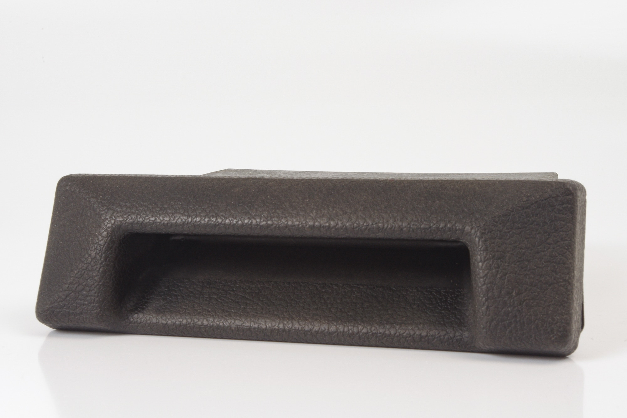 Mercedes 0008105730 Ashtray - Black | W460 W461 G