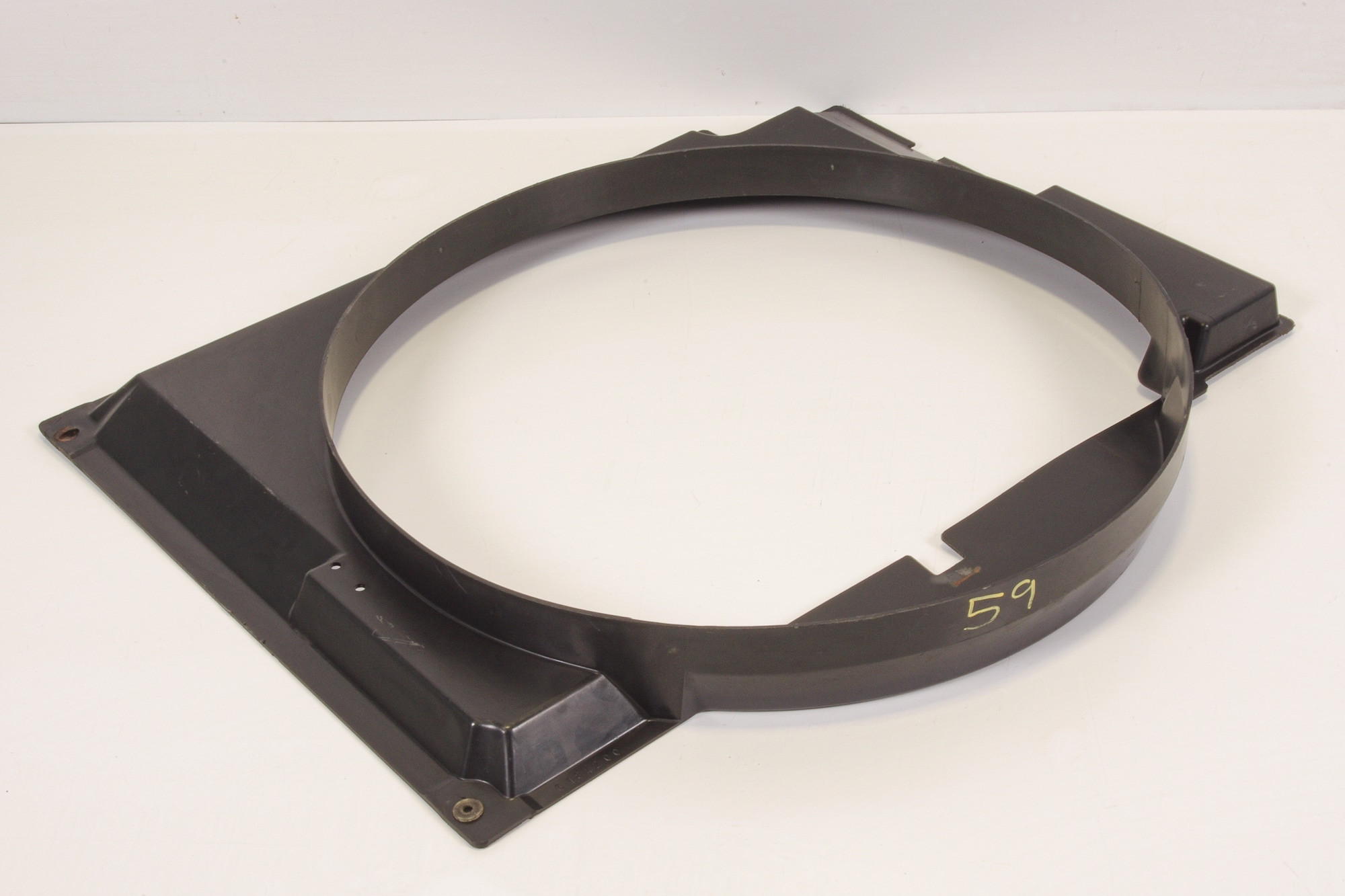 Mercedes 4605050255 Fan Shroud | W460 W461 G