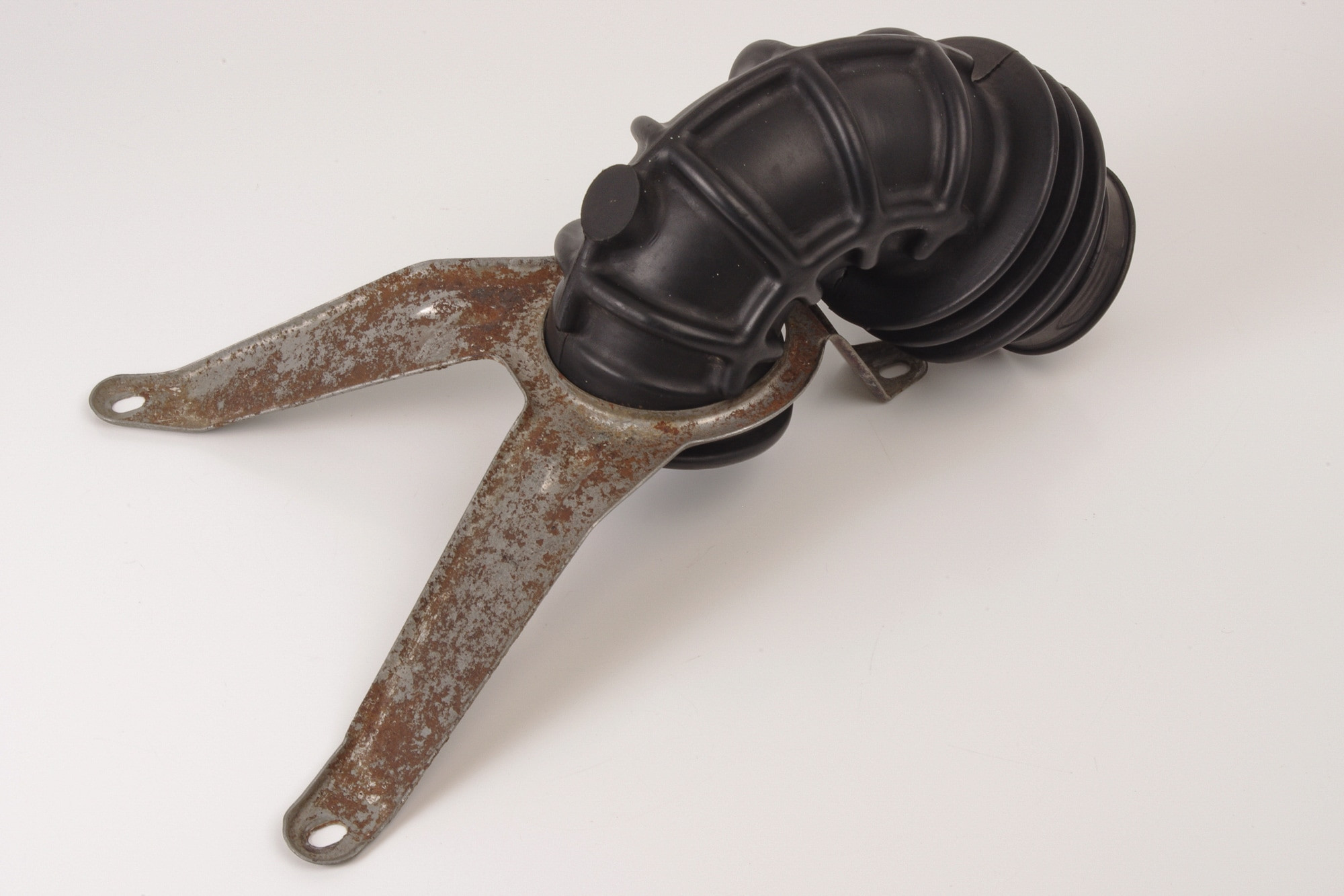 Mercedes 6160940882 Intake Pipe | W460 W461 G