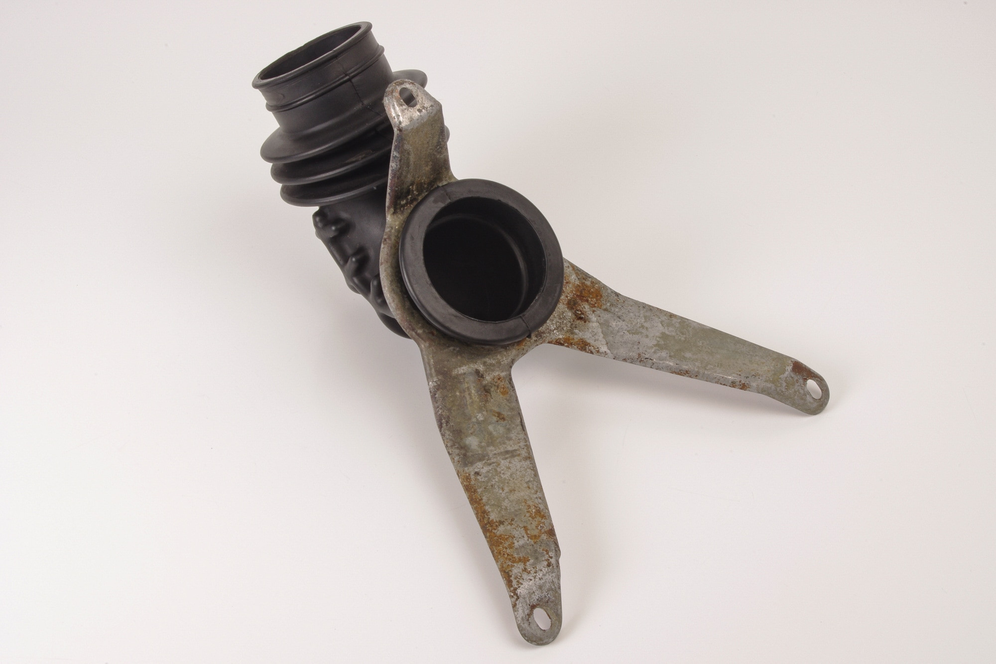 Mercedes 6160940882 Intake Pipe | W460 W461 G