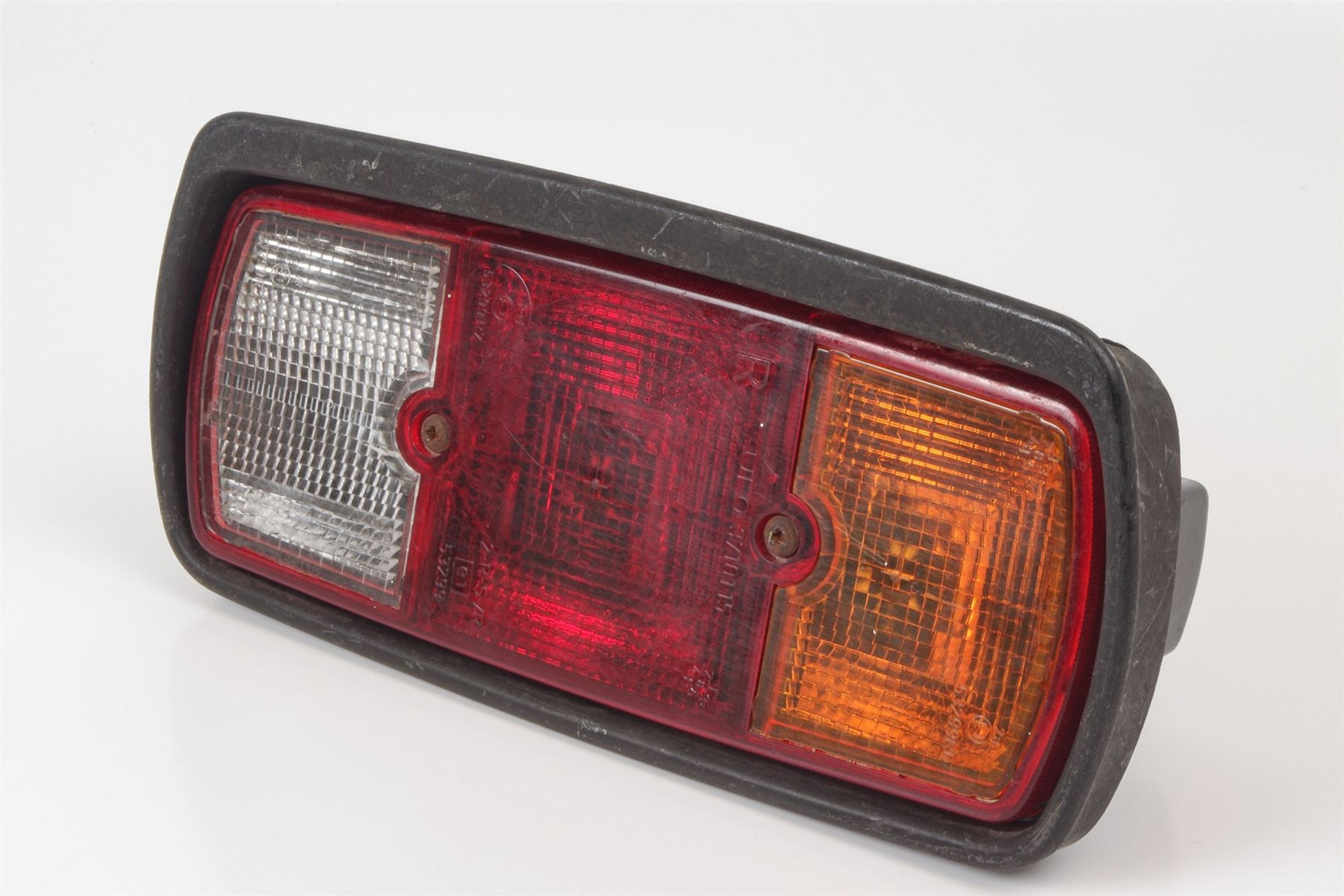 Mercedes 4608200264 Tail Light - Right (a) | W460 W461 G