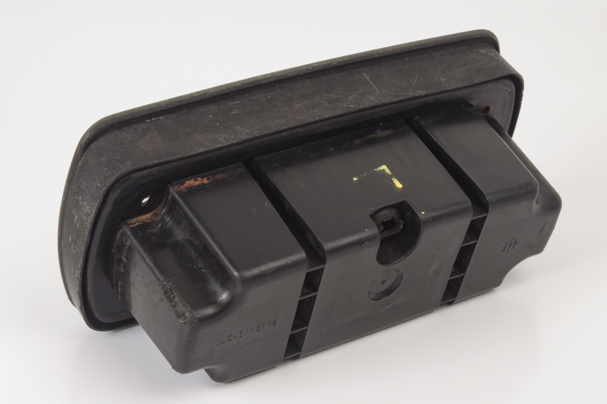 Mercedes 4608200164 Tail Light - Left (b) | W460 W461 G