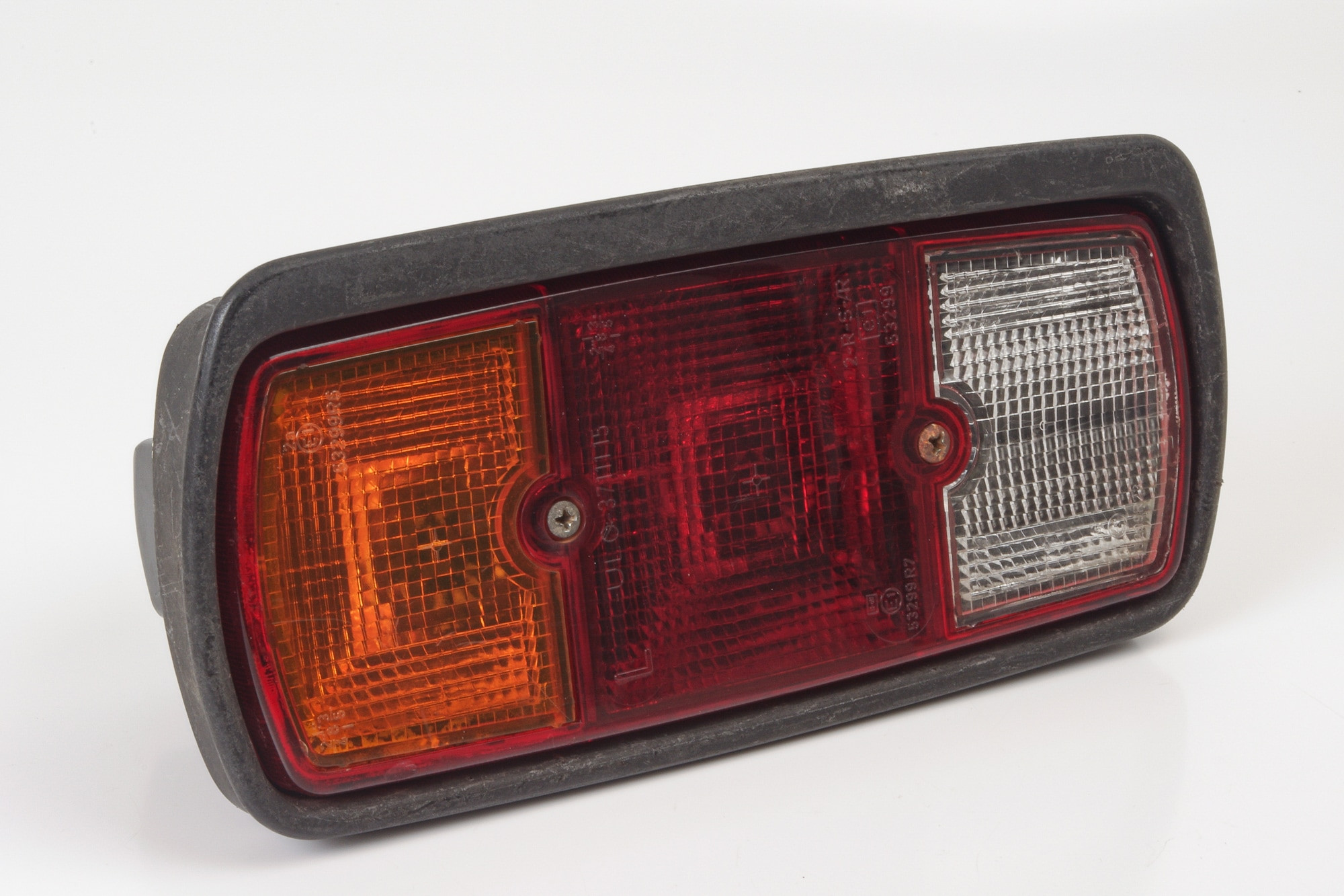 Mercedes 4608200164 Tail Light - Left (b) | W460 W461 G