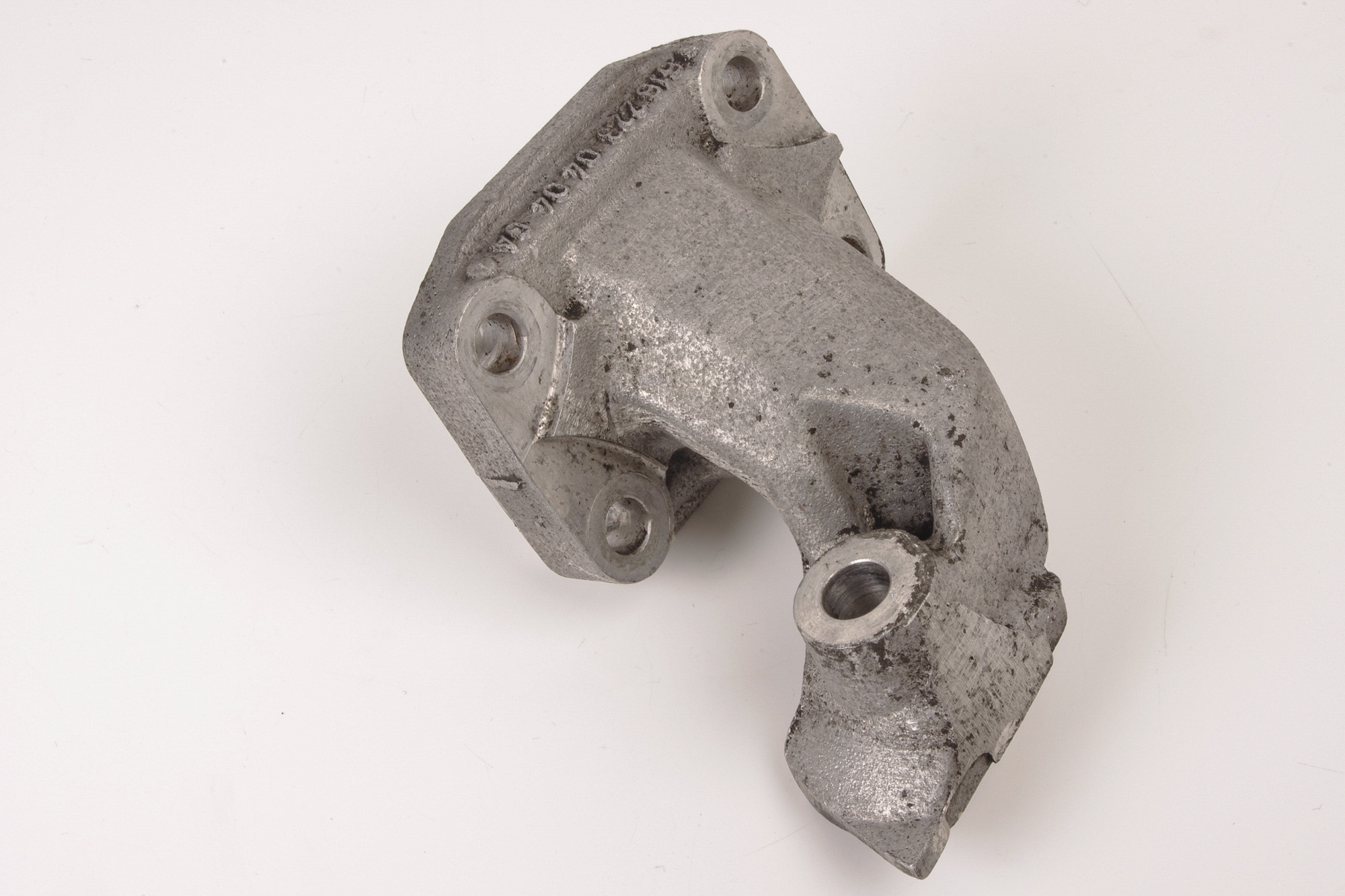 Mercedes 6162230404 Engine Mount Bracket - Left | W460 W461 G