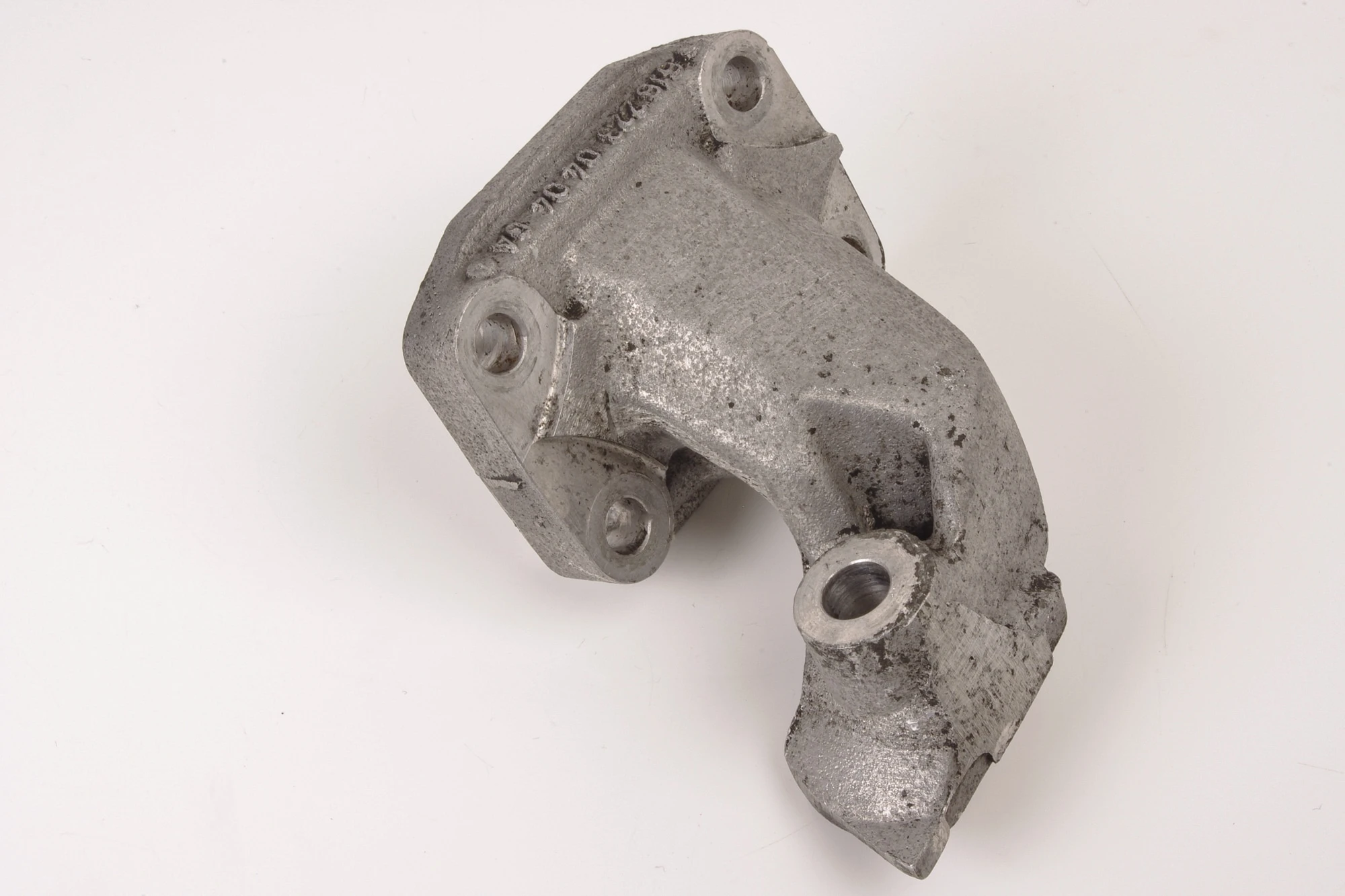 Mercedes 6162230404 Engine Mount Bracket - Left | W460 W461 G