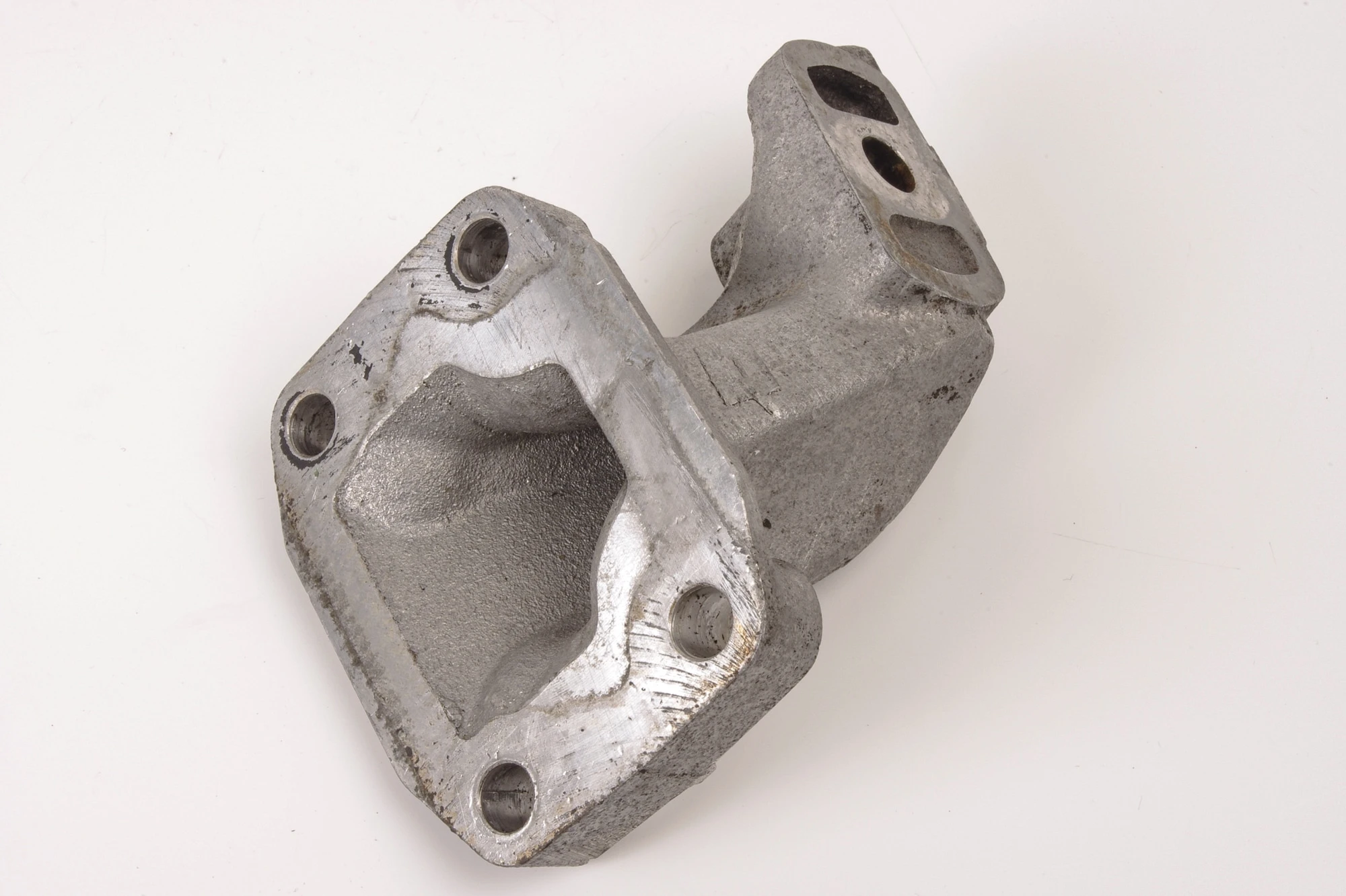 Mercedes 6162230404 Engine Mount Bracket - Left | W460 W461 G