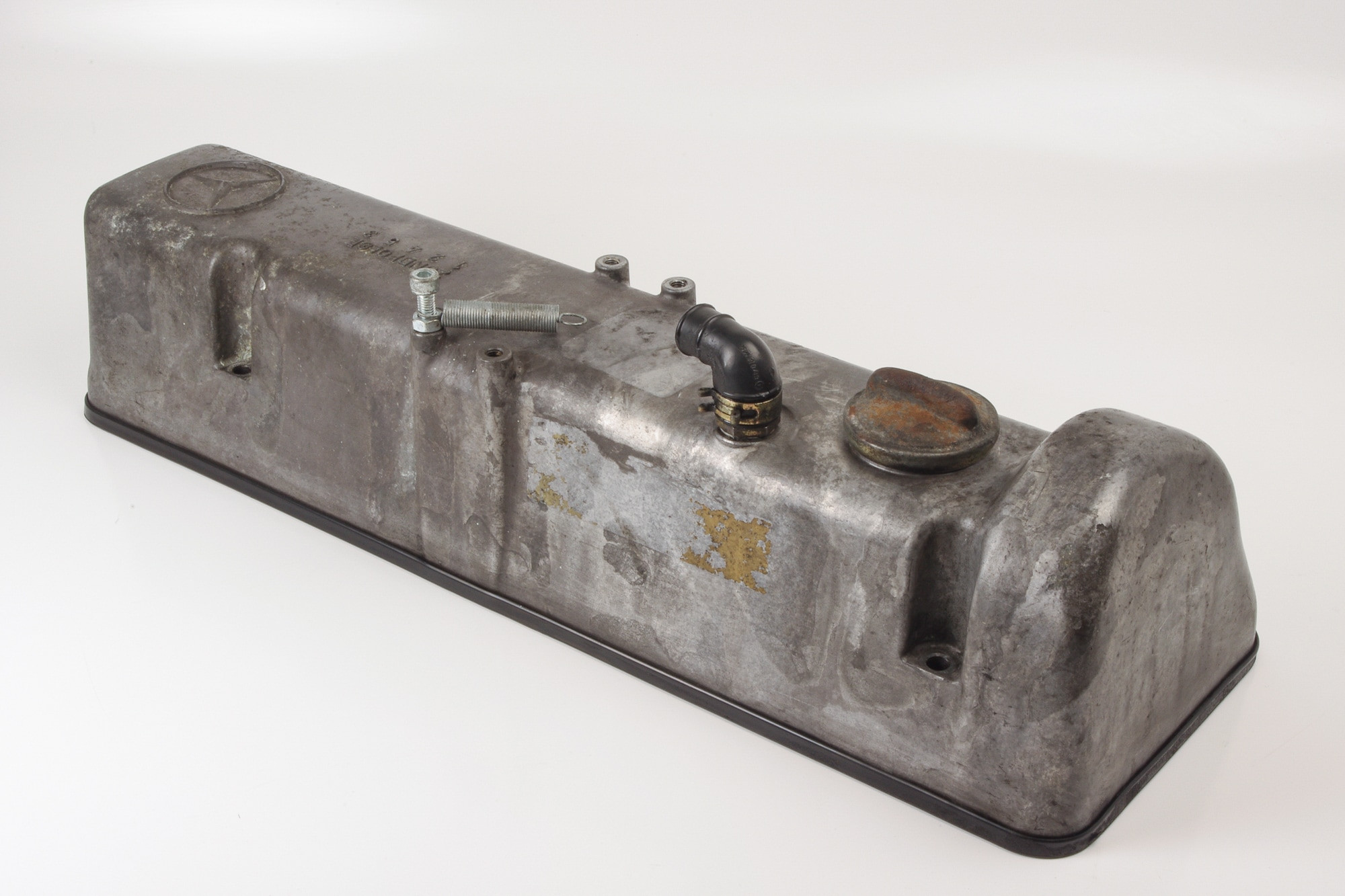 Mercedes 6170160505 Valve Cylinder Head Cover | W115 W123 E W460 W461 G