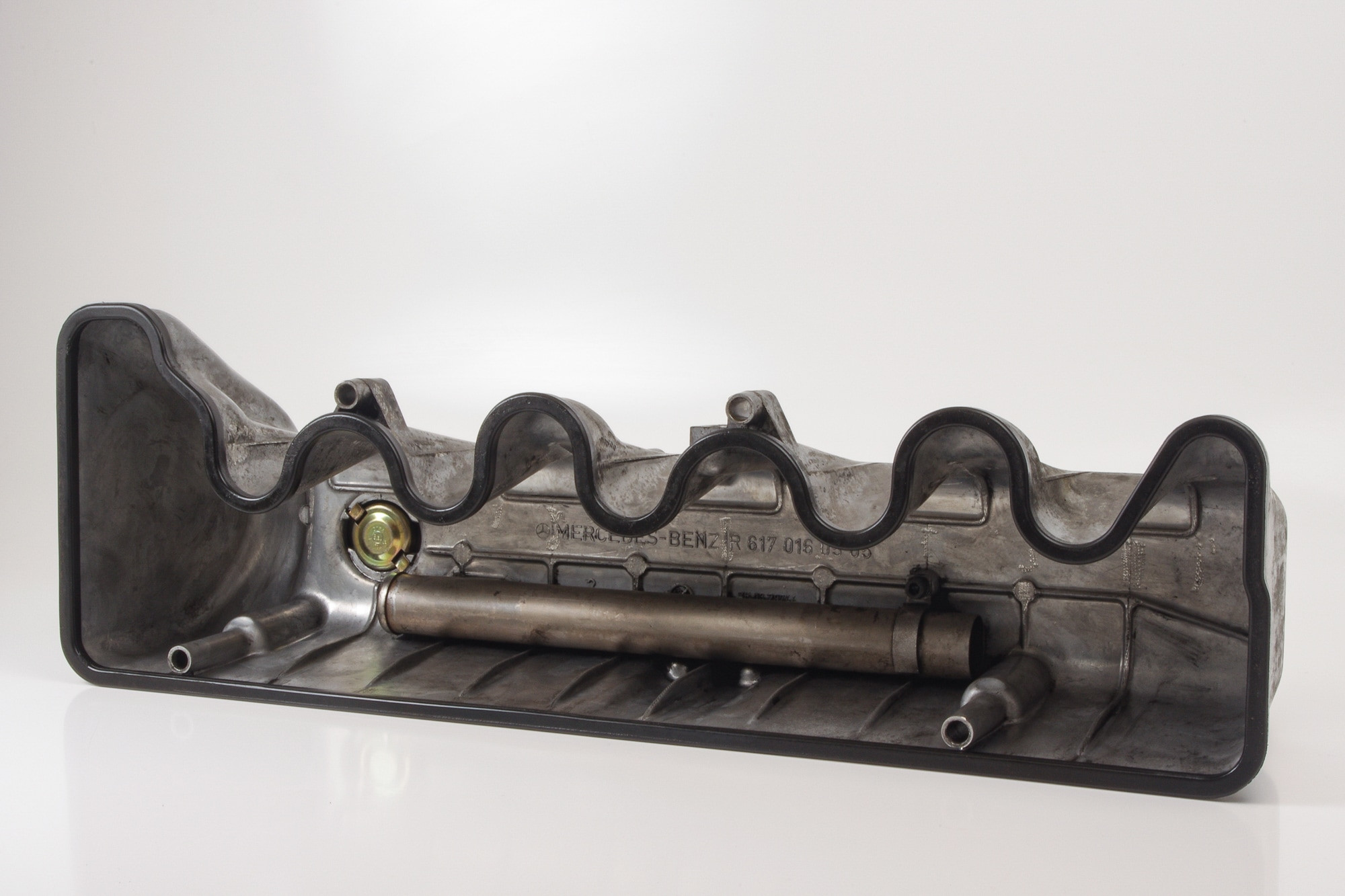 Mercedes 6170160505 Valve Cylinder Head Cover | W115 W123 E W460 W461 G