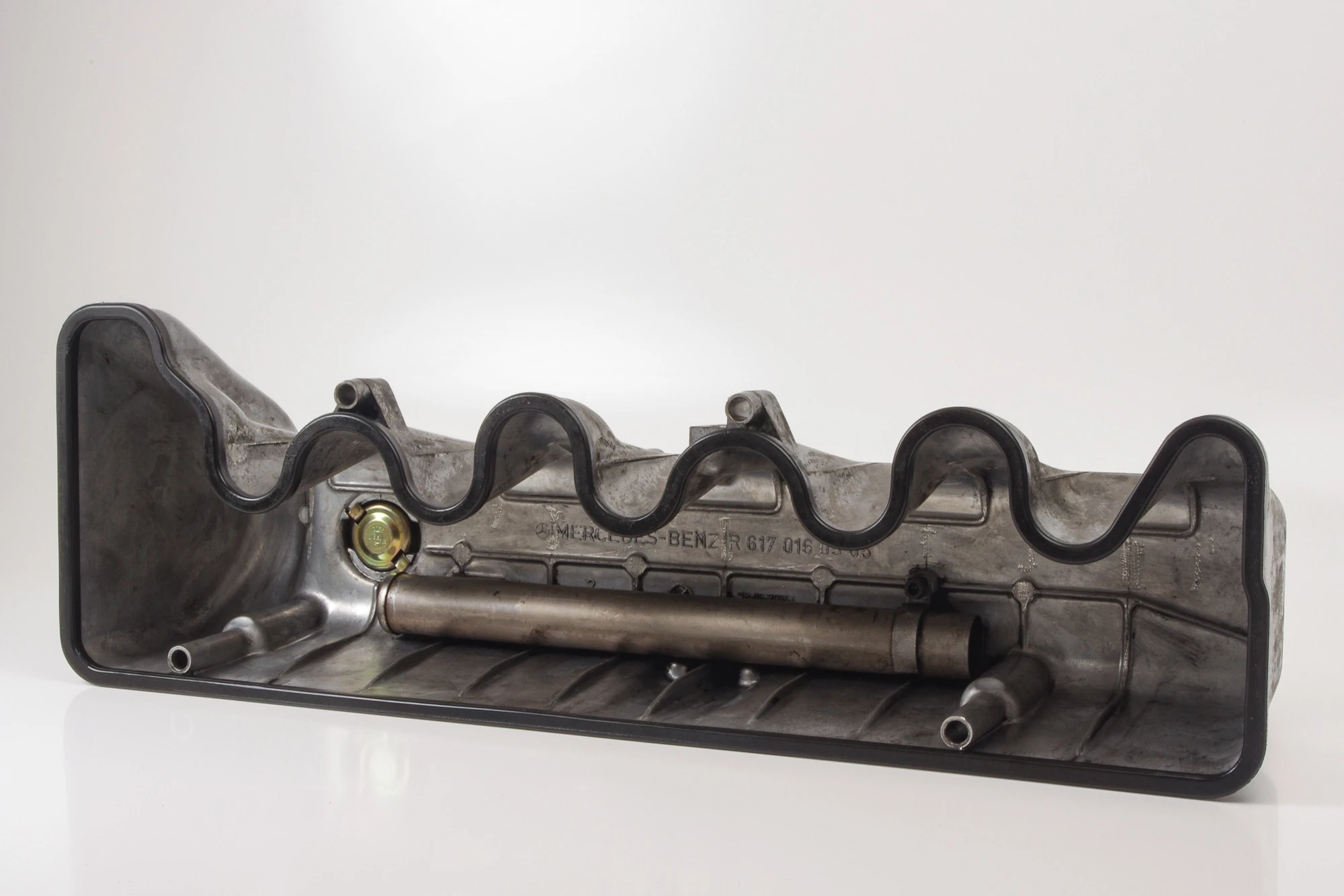 Mercedes 6170160505 Valve Cylinder Head Cover | W115 W123 E W460 W461 G