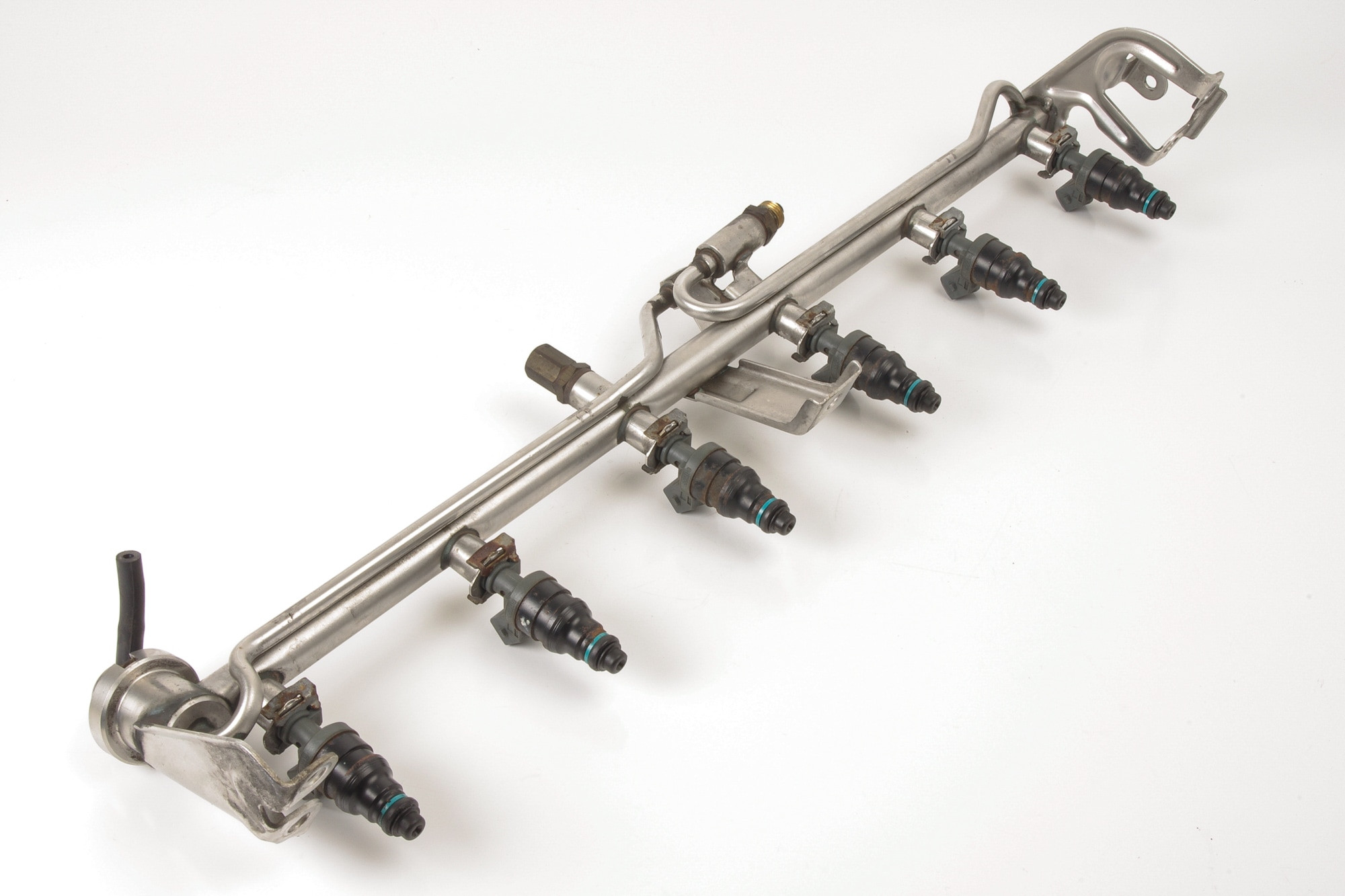 Mercedes 1040701295 Fuel Rail & Injector Set | W124 E R129 SL W140 S W202 C