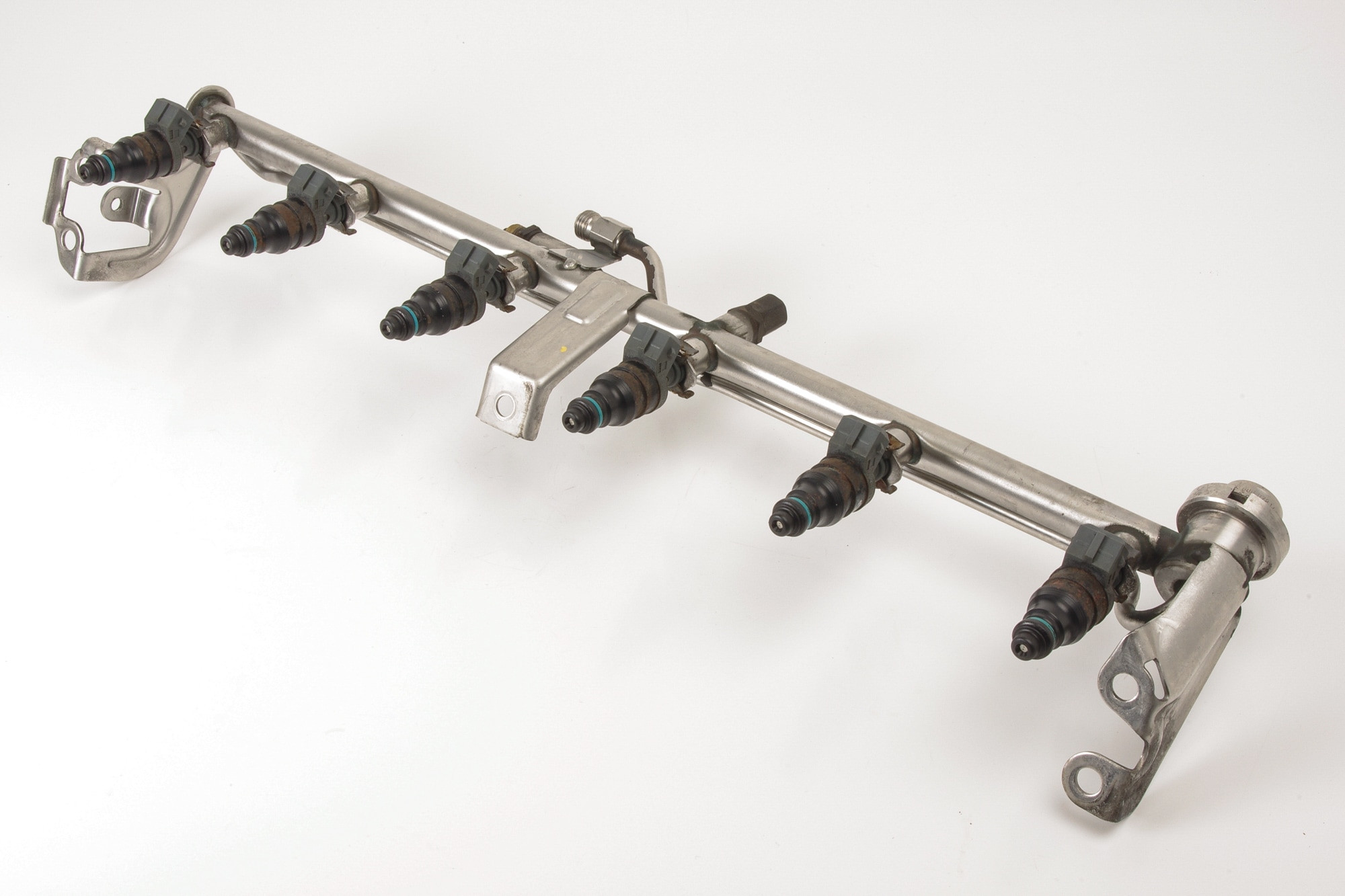 Mercedes 1040701295 Fuel Rail & Injector Set | W124 E R129 SL W140 S W202 C