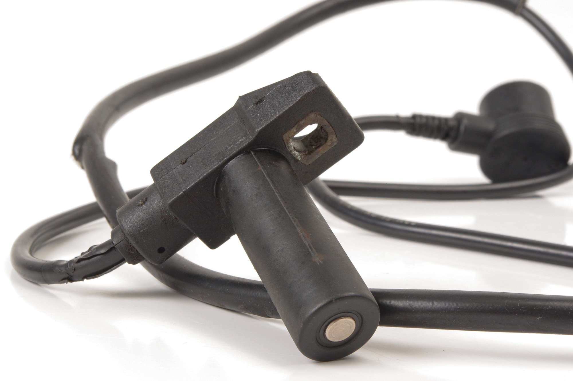 Mercedes 0031530128 Crankshaft Position Sensor (b) | W124 E R129 SL W140 S...