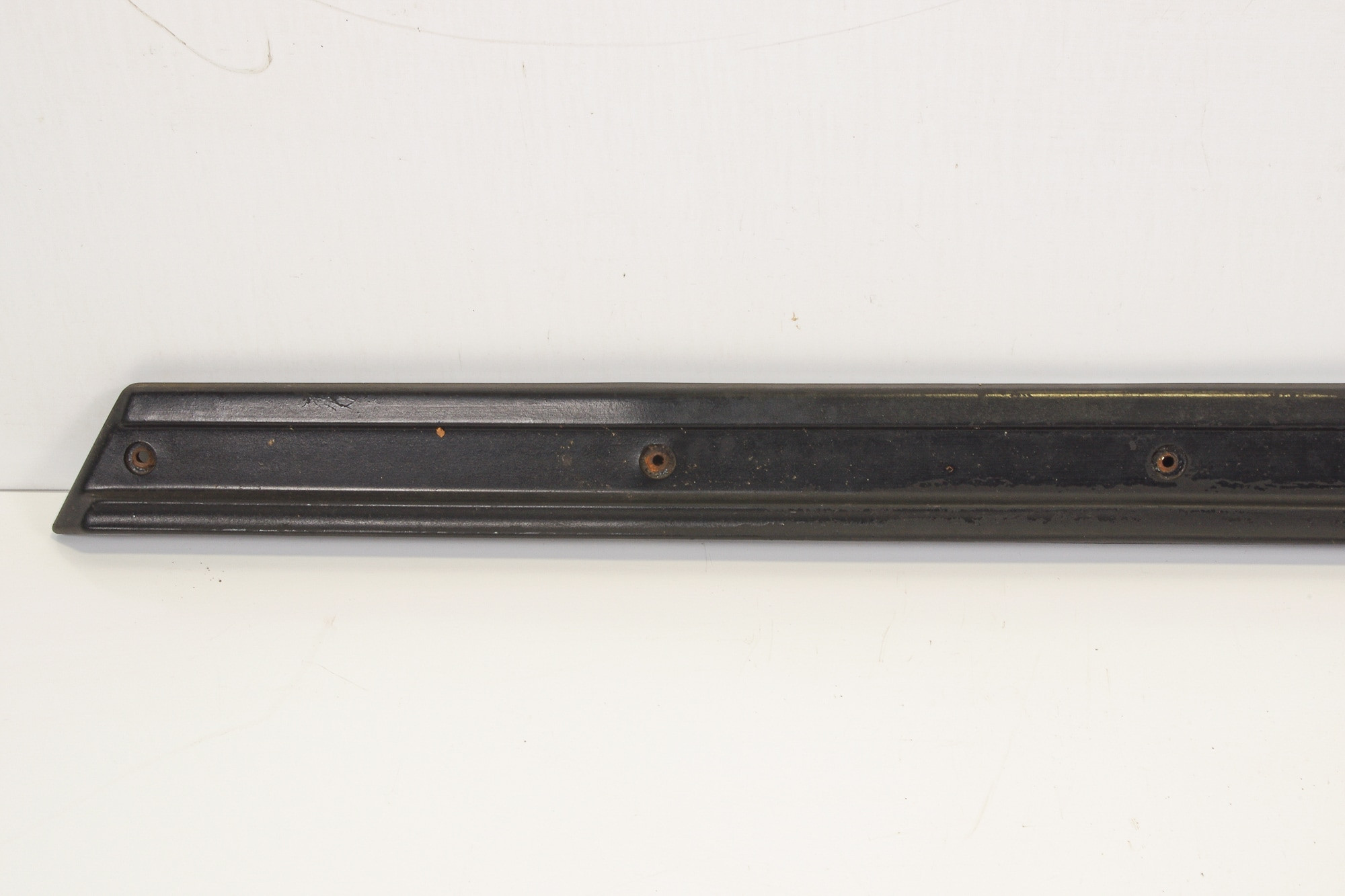 Mercedes 4606900662 Exterior Trim Strip | W460 W461 G