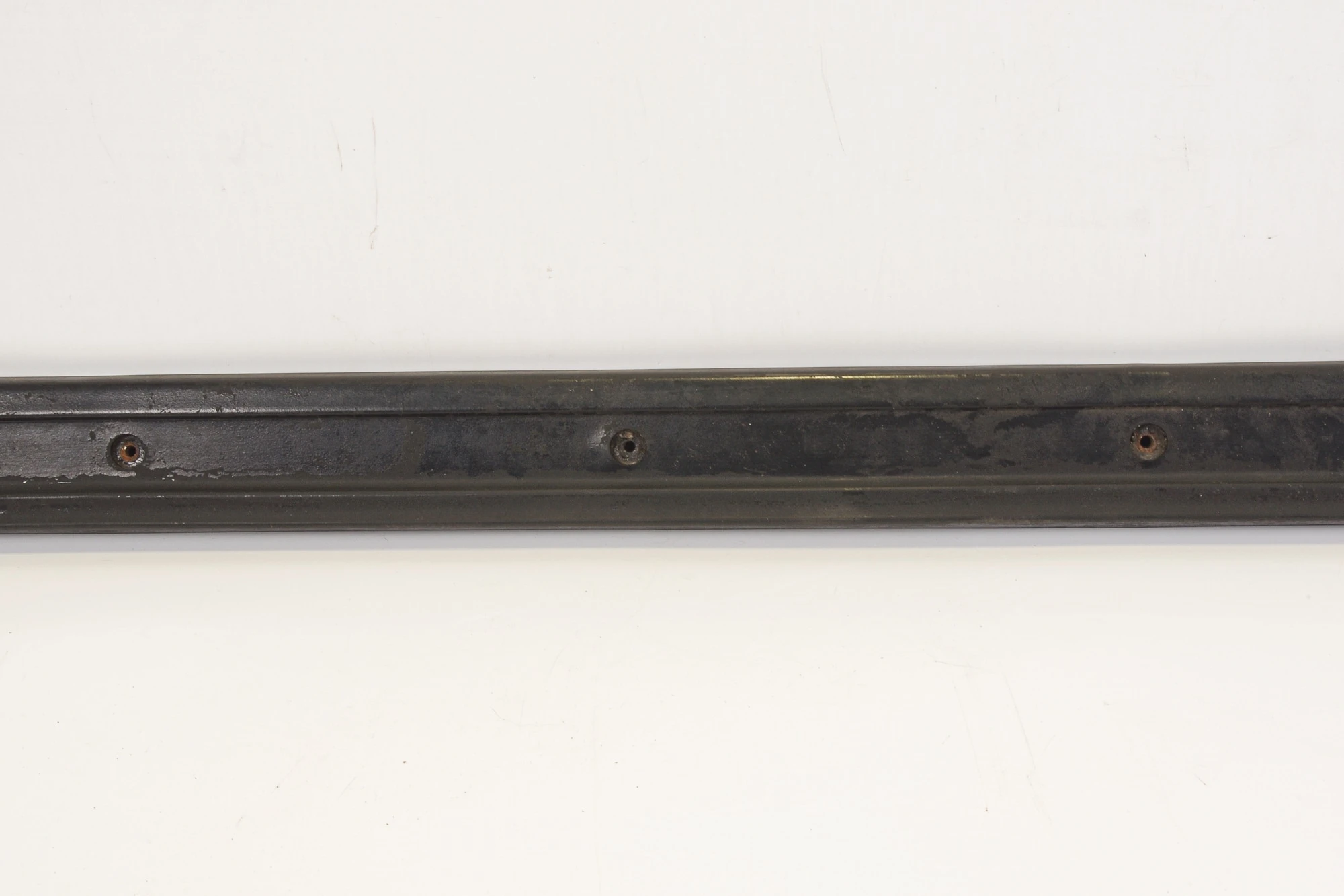 Mercedes 4606900662 Exterior Trim Strip | W460 W461 G