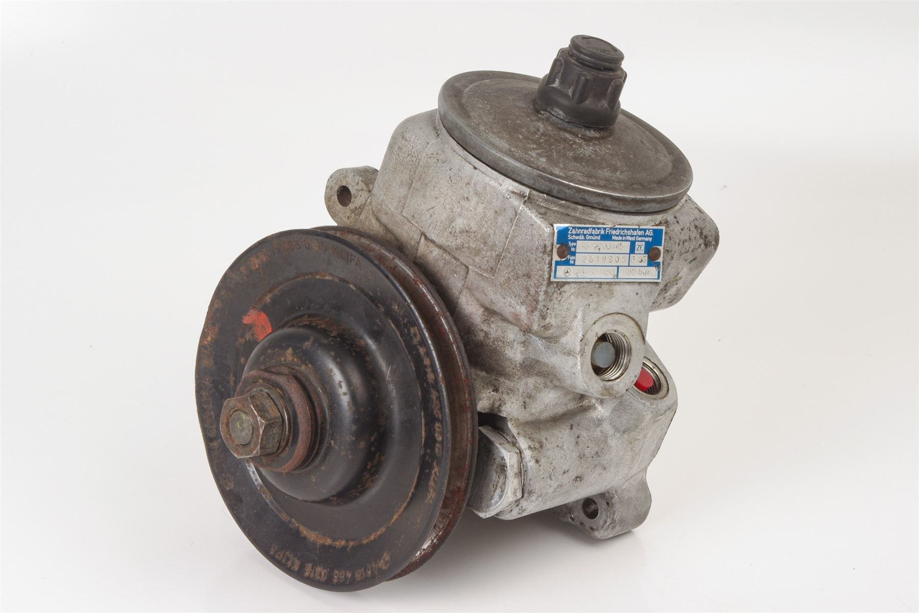 Mercedes 1264601480 Power Steering Pump (a) | R107 SL W115 W123 W124 E W116...