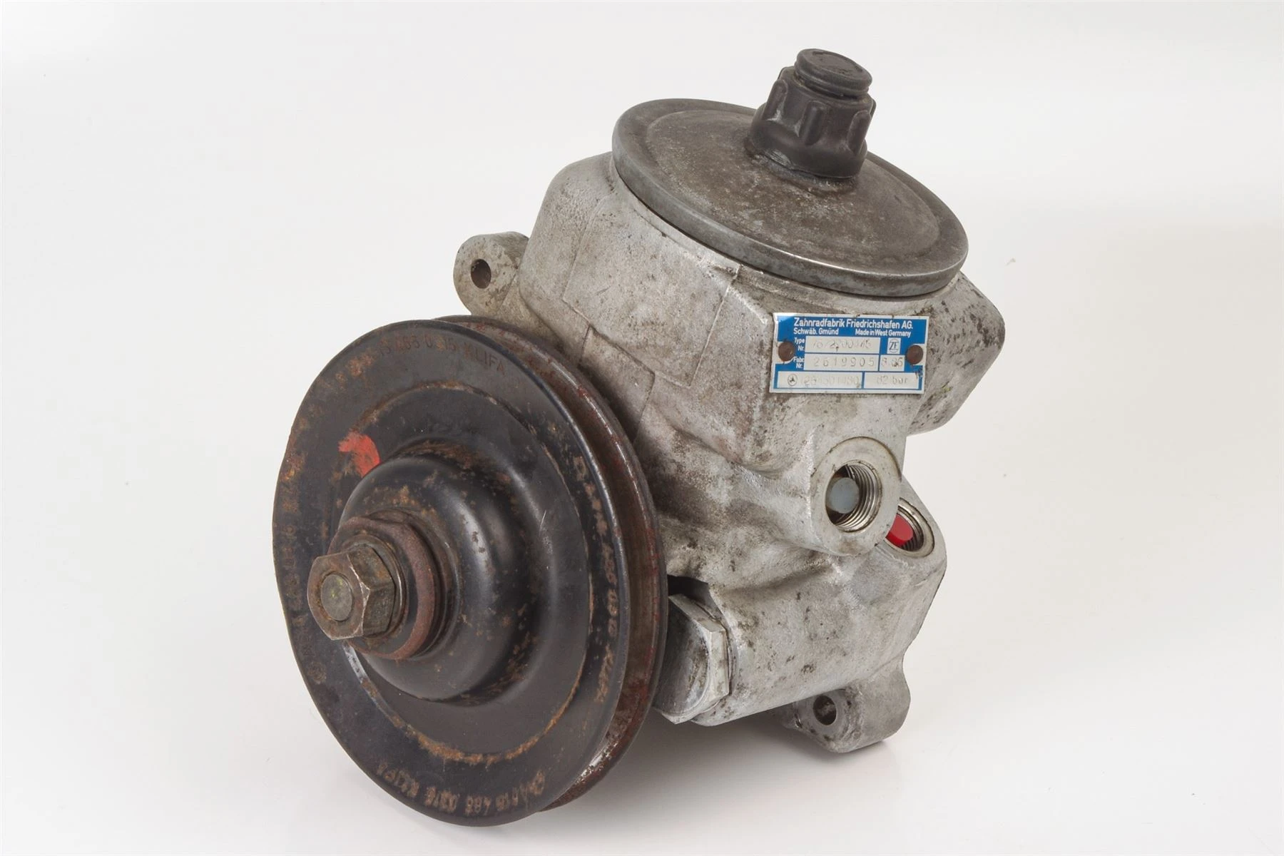 Mercedes 1264601480 Power Steering Pump (a) | R107 SL W115 W123 W124 E W116...